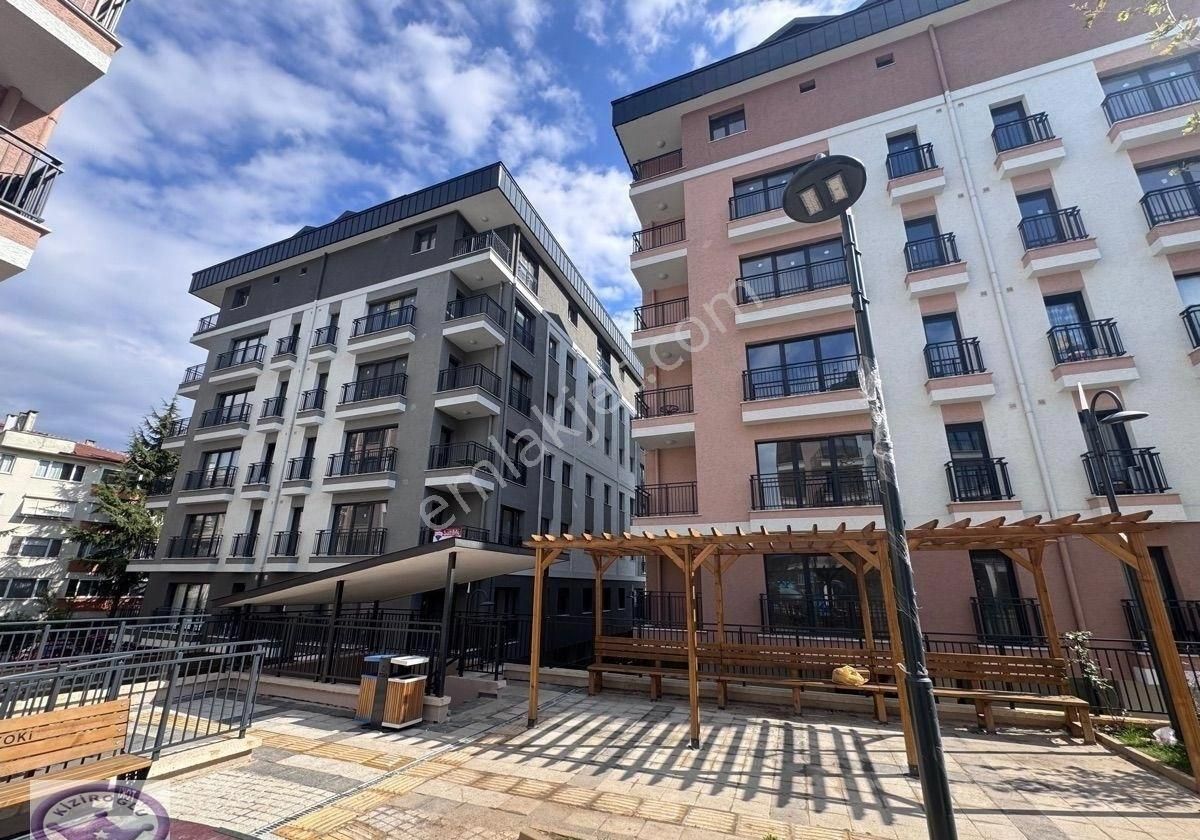 Oturuma Hazır Site İçinde Balkonlu 3+1 - Görsel 30