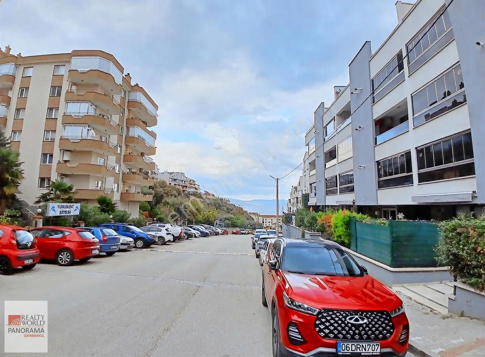 Mudanya Halitpaşa Mah.yatırımlık 1+1 Daire Havuzlu Yeni Daire