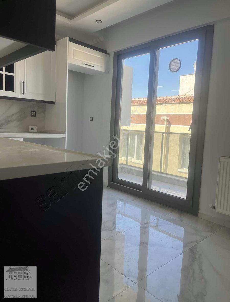 Çiçek Emlaktan Yeni 2+1 Kapalı Mutfak Satılık Daire - Görsel 6