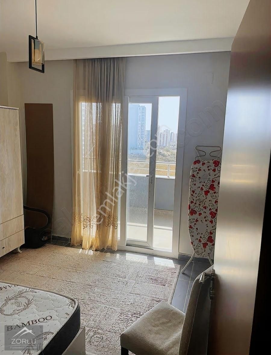 Zorlu'dan Osmangazi'de 1+1 Eşyalı Satılık Daire - Görsel 3