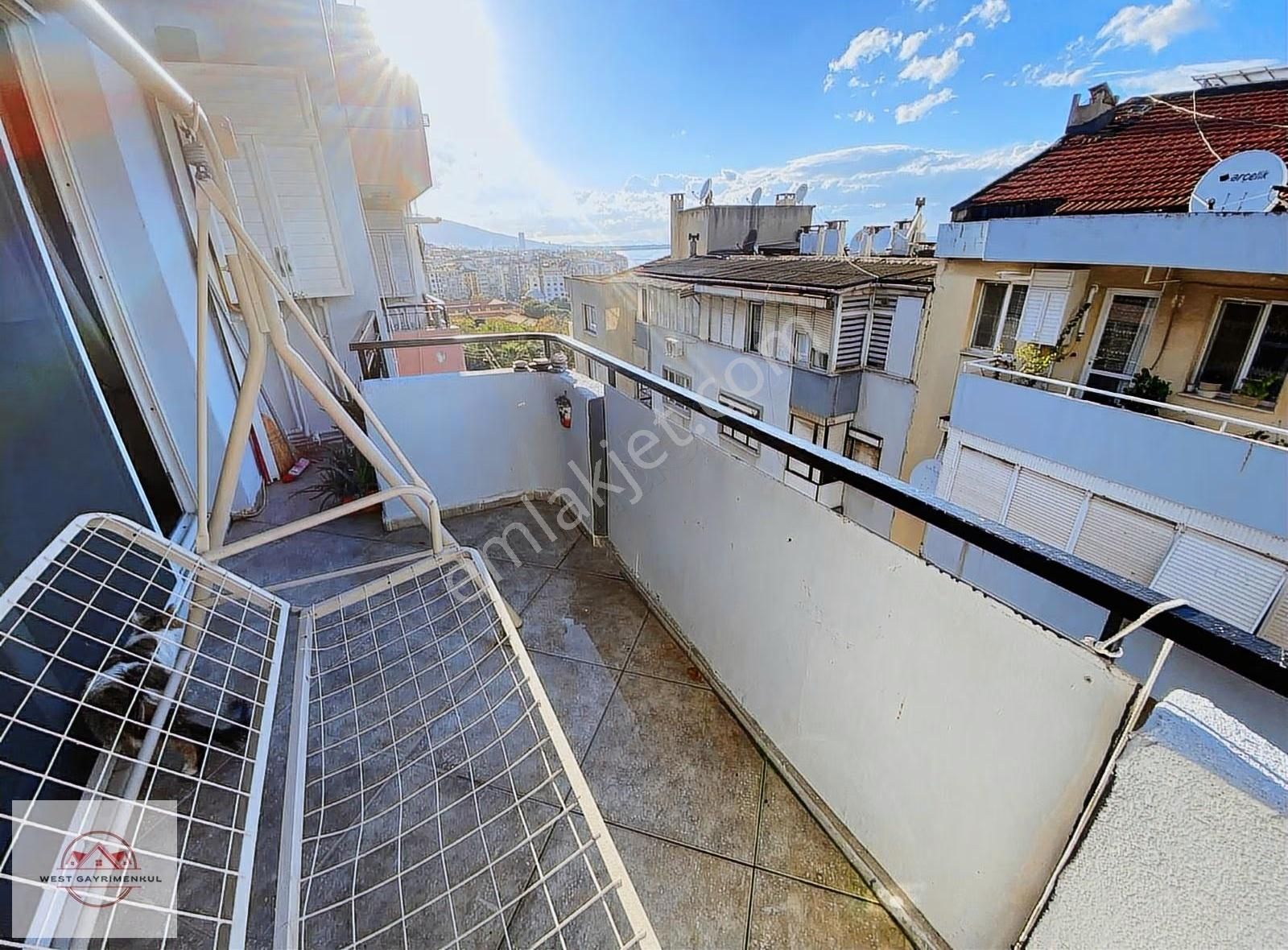Küçükyalı Da Deniz Manzaralı, Bakımlı Satılık 3+1 Daire - Görsel 18