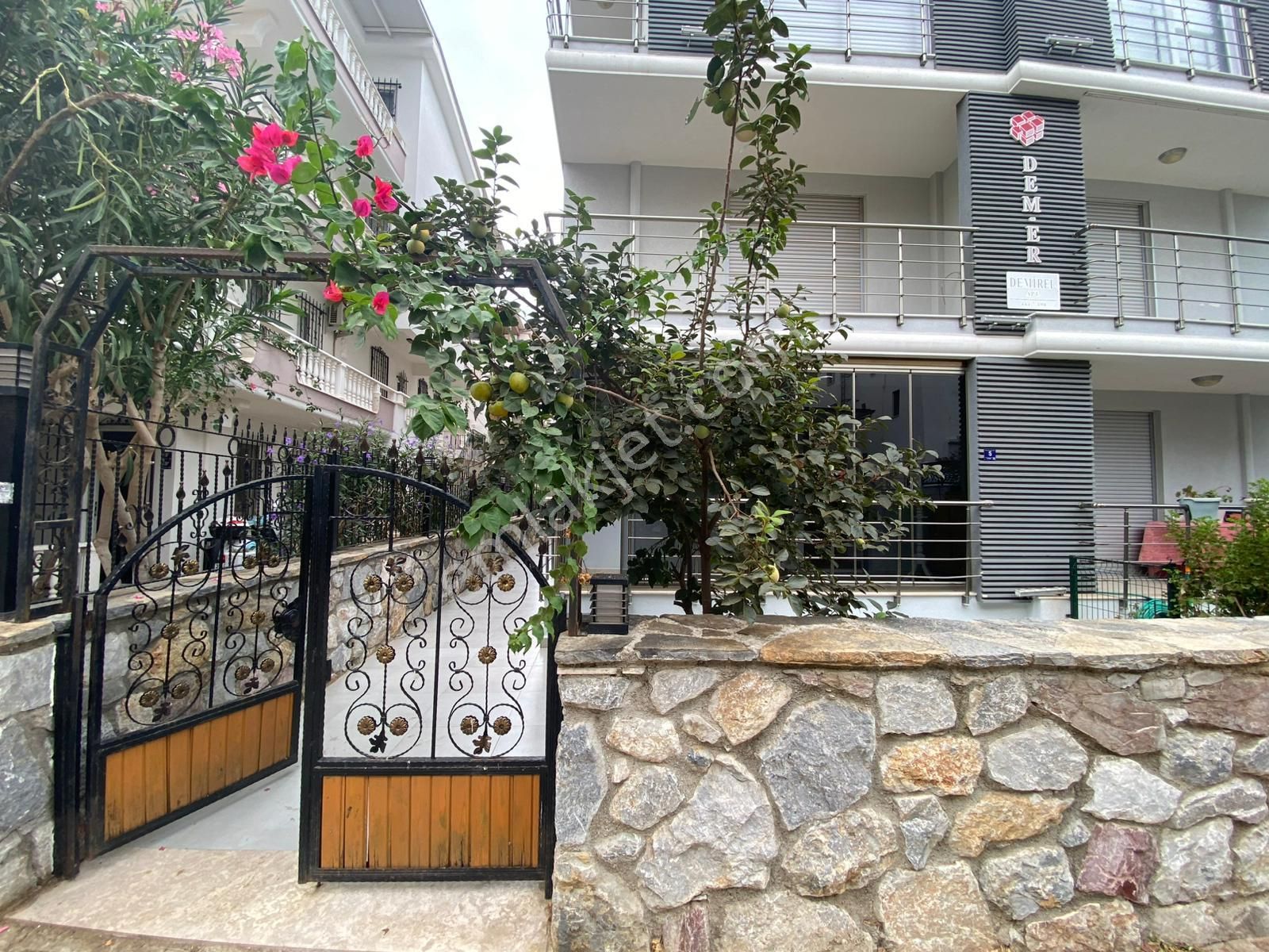 Didim Altınkumda Denize 150 Metre Satılık 2+1 Fırsat Daire - Görsel 3