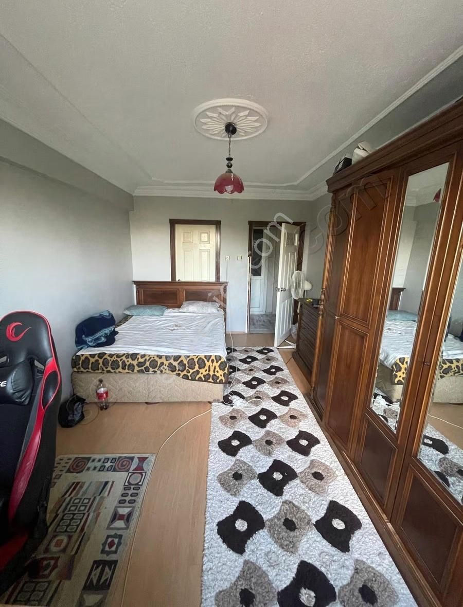 Kulaç Emlaktan Satılık Harika Konumlu Daire 3+1 145m2 Ara Kat - Görsel 12