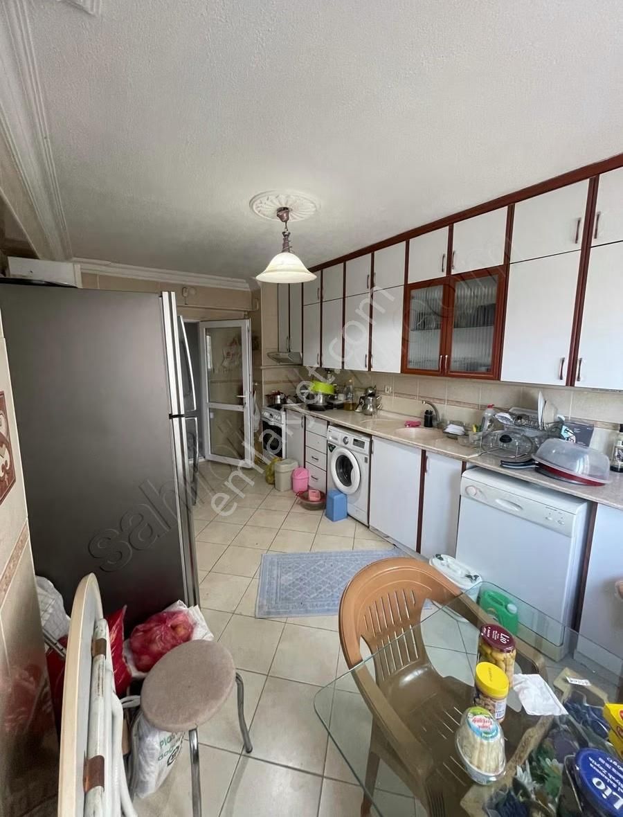 Kulaç Emlaktan Satılık Harika Konumlu Daire 3+1 145m2 Ara Kat - Görsel 7