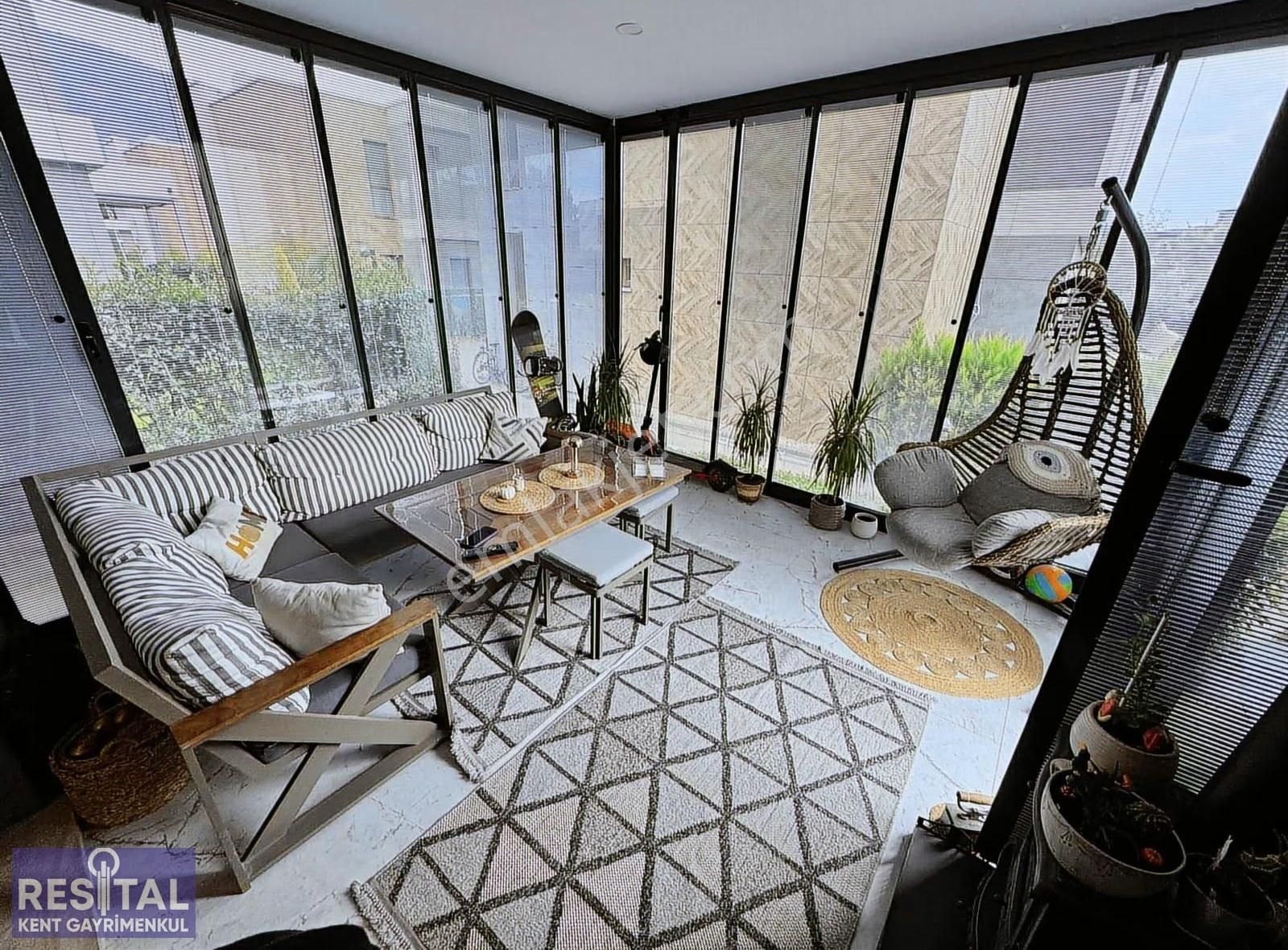 Gümüştepede Site İçi, Modern Tasarımlı 4+1 Satılık Villa! - Görsel 16