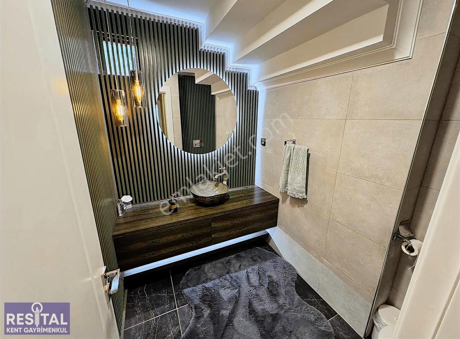 Gümüştepede Site İçi, Modern Tasarımlı 4+1 Satılık Villa! - Görsel 22