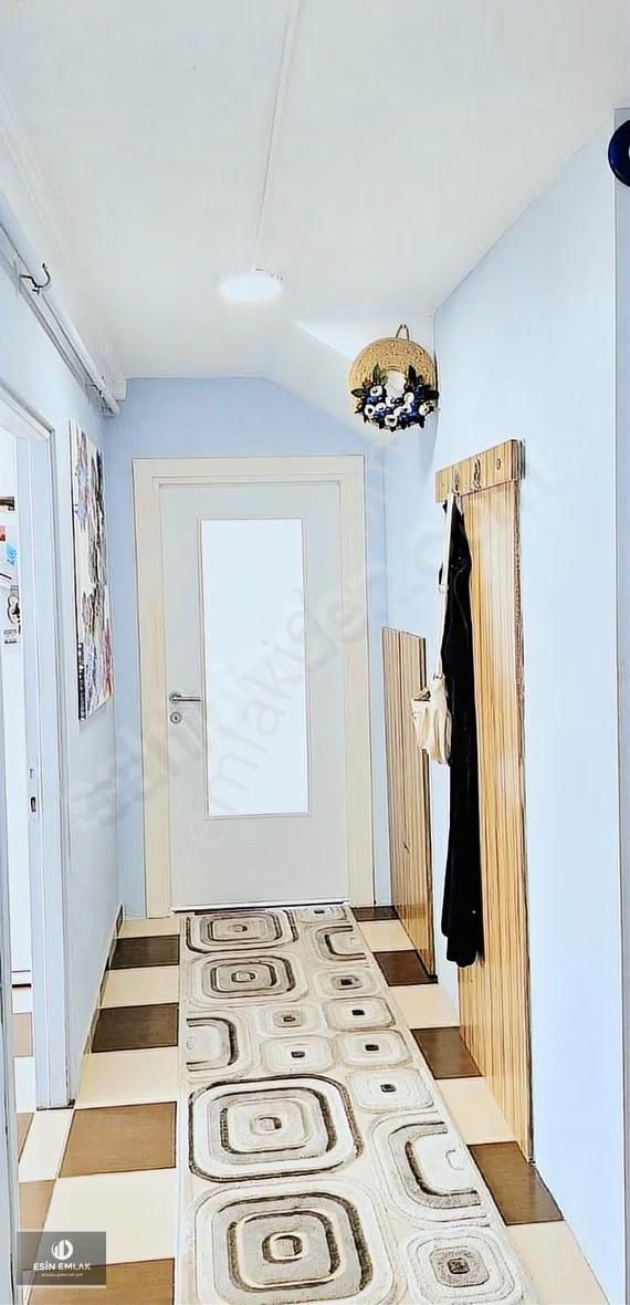 Bağlarbaşı Mah Balkonlu Geniş Temiz En Üst Kat Ferah 4+1 Daire - Görsel 16