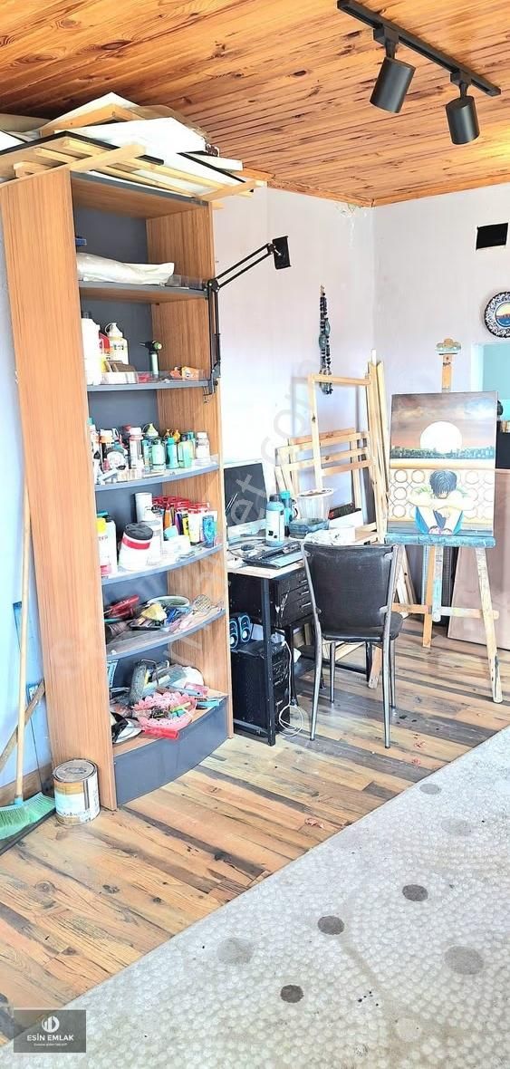 Bağlarbaşı Mah Balkonlu Geniş Temiz En Üst Kat Ferah 4+1 Daire - Görsel 22