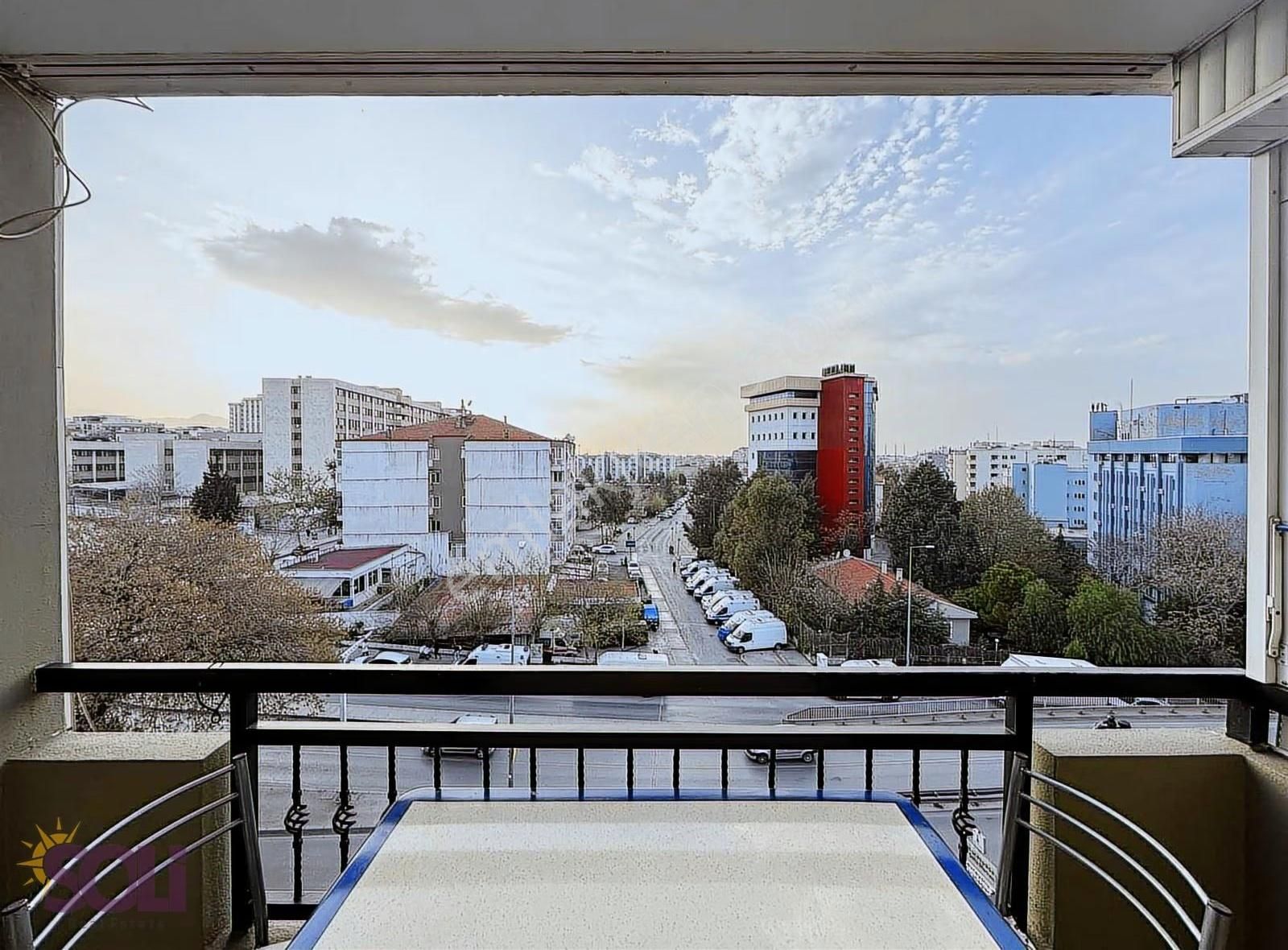 Soli- Egepol,bozyaka Ssk Karşısı, Metro Hattı Üzeri Satılık 3+1