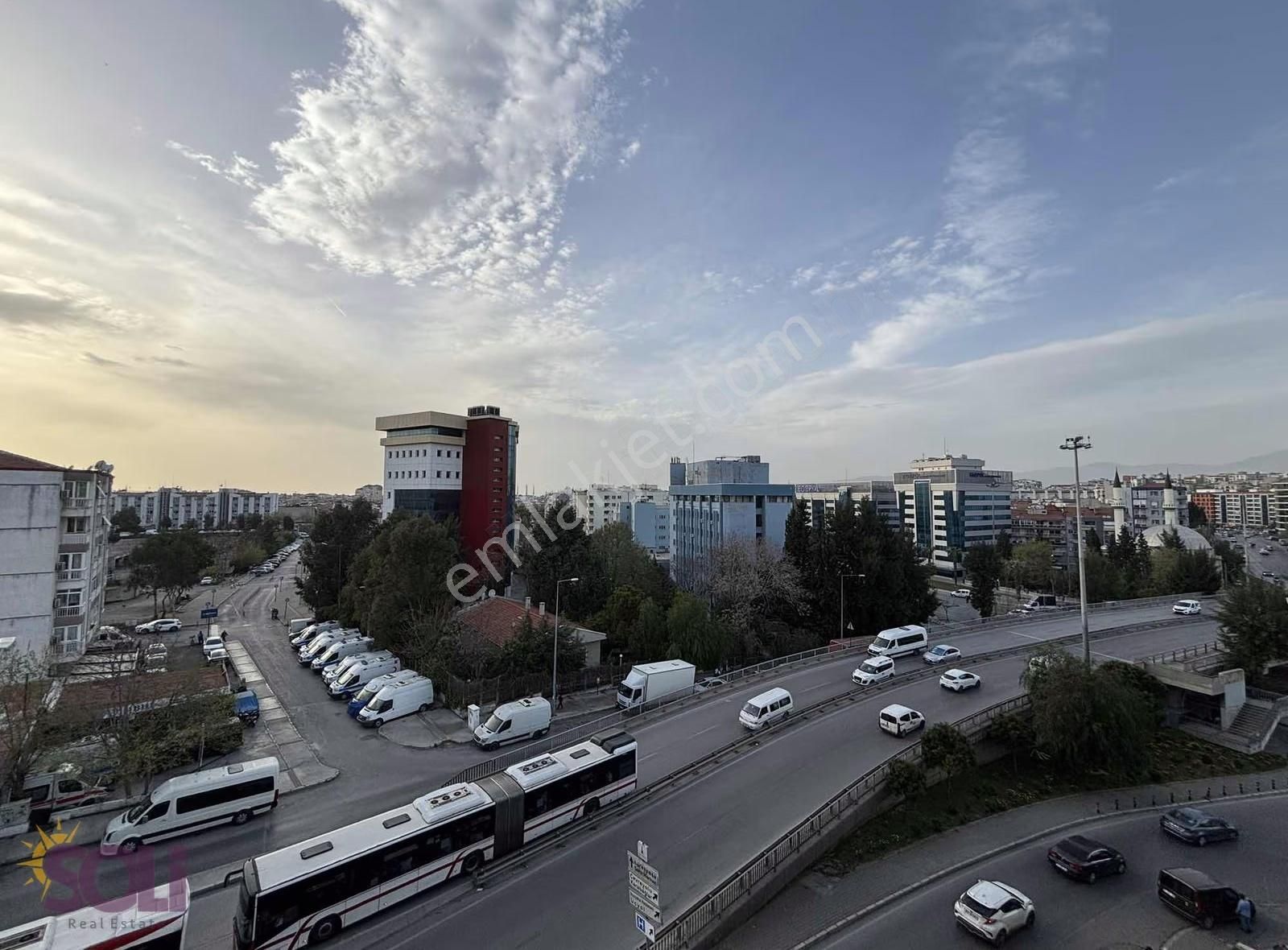 Soli- Egepol,bozyaka Ssk Karşısı, Metro Hattı Üzeri Satılık 3+1 - Görsel 17