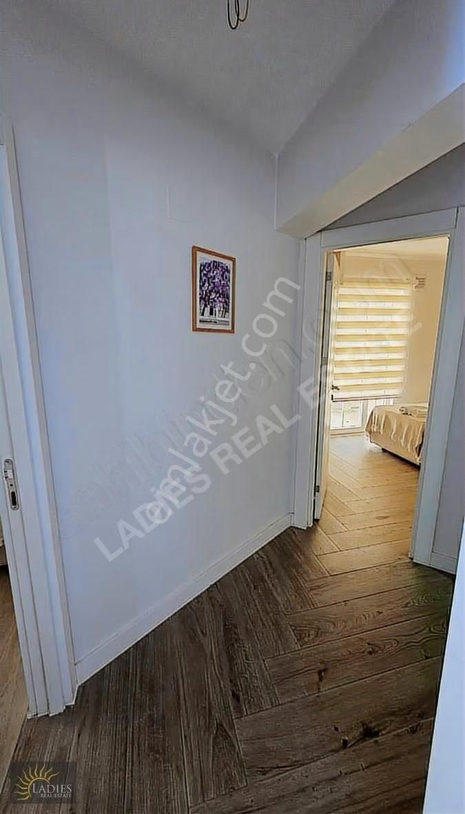 Ladies'den Elektrik-aidat-su Dahil Eşyalı Havuzlu Villa - Görsel 2