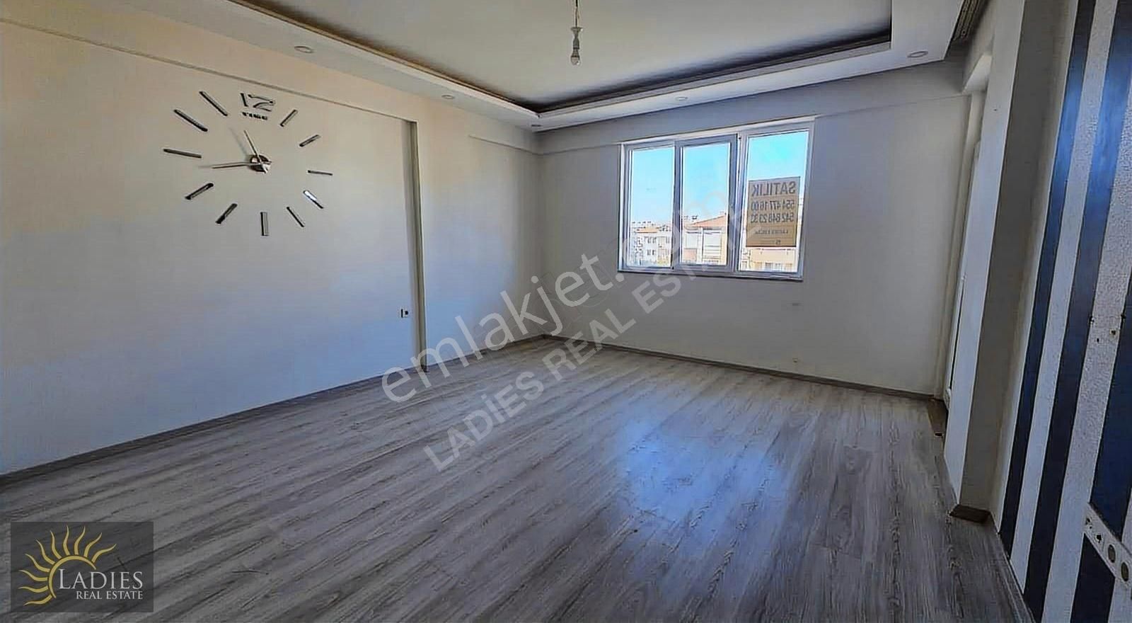 Ladies Emlak'tan Kapalı Mutfak Satılık Daire - Görsel 20