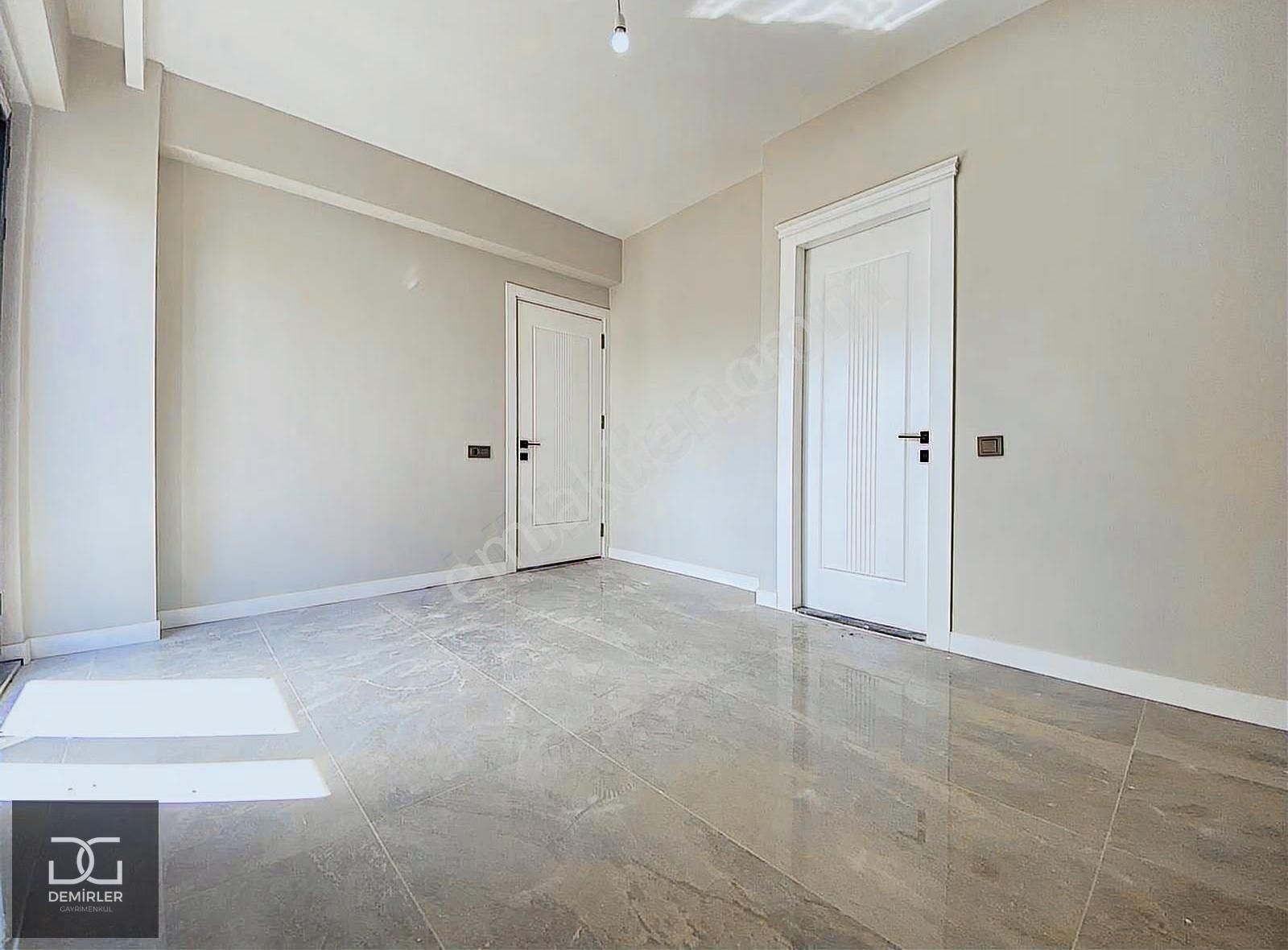 Demirler'den 1200 Evler'de Ebv. Banyolu Ferah 2+1 Satılık Daire - Görsel 5