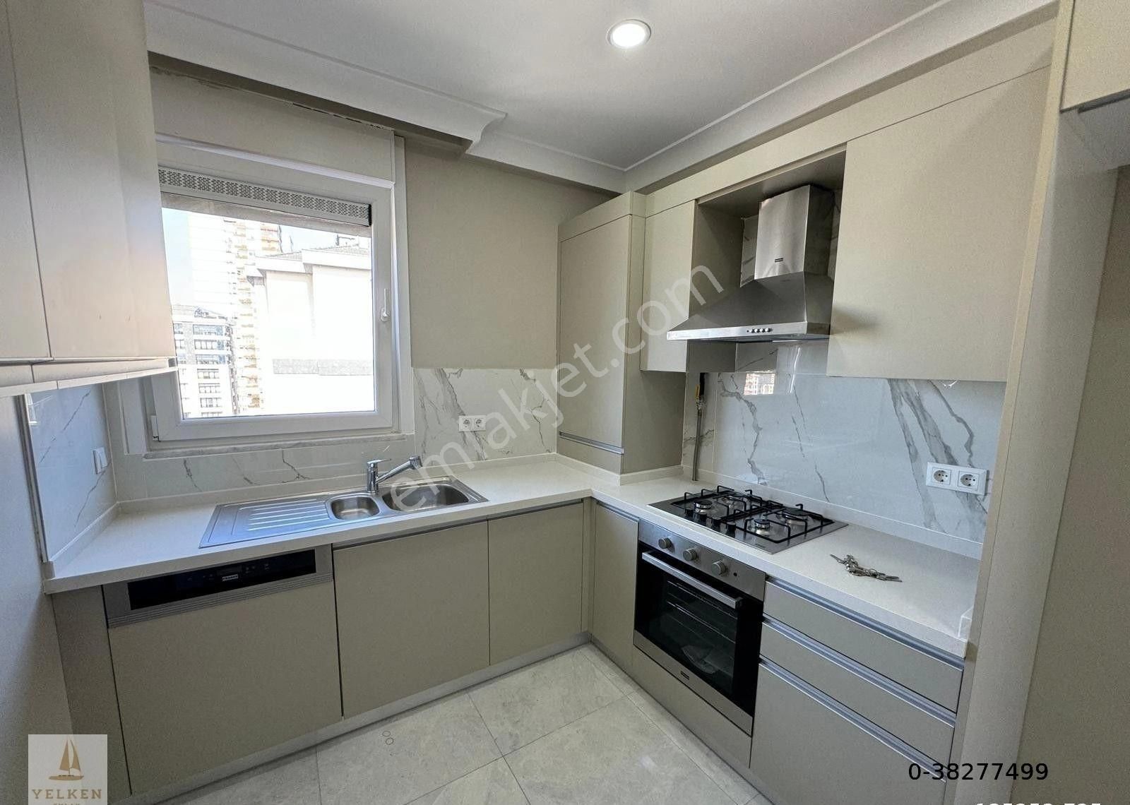 Erenköy Hamam Sokakta 3+1 Balkonlu Ebeveynli Lüks Fırsat - Görsel 29