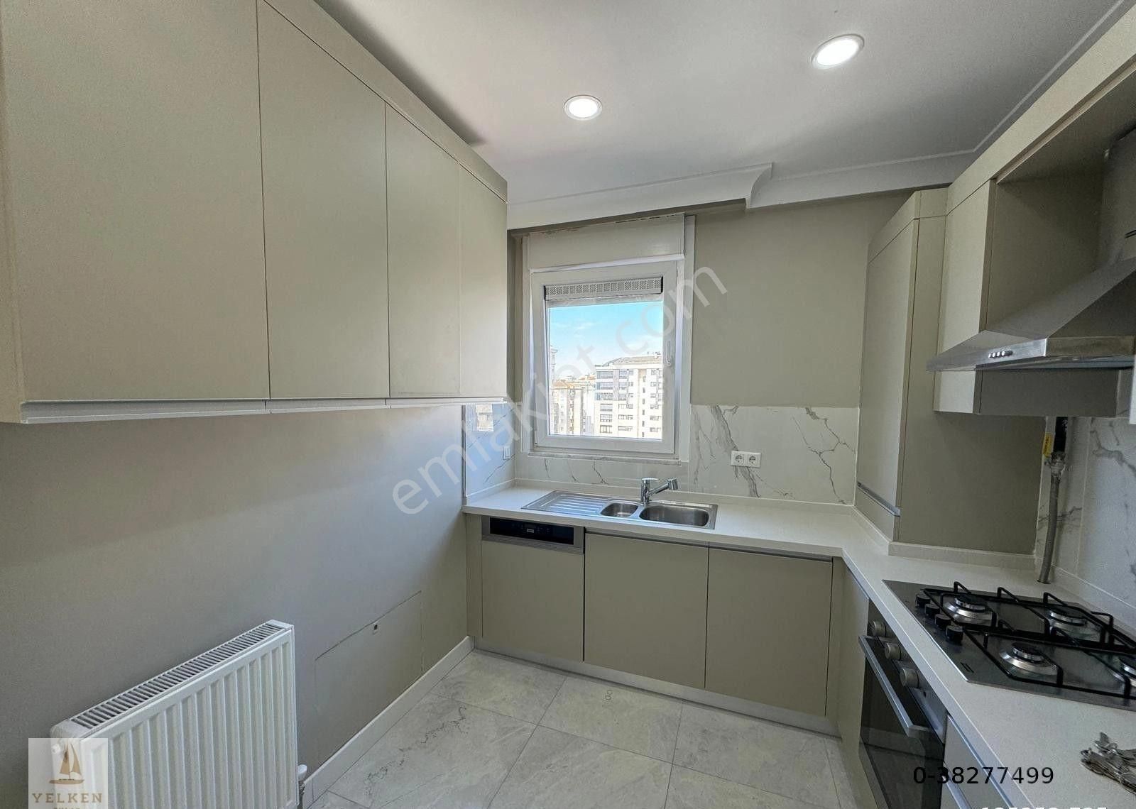 Erenköy Hamam Sokakta 3+1 Balkonlu Ebeveynli Lüks Fırsat - Görsel 16