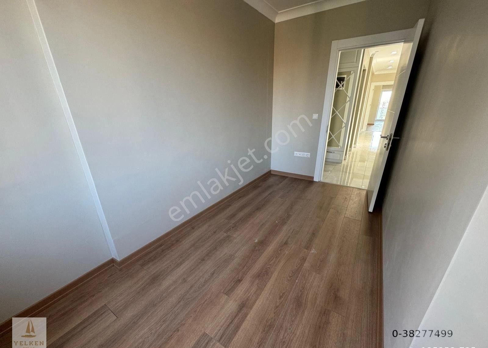 Erenköy Hamam Sokakta 3+1 Balkonlu Ebeveynli Lüks Fırsat - Görsel 18