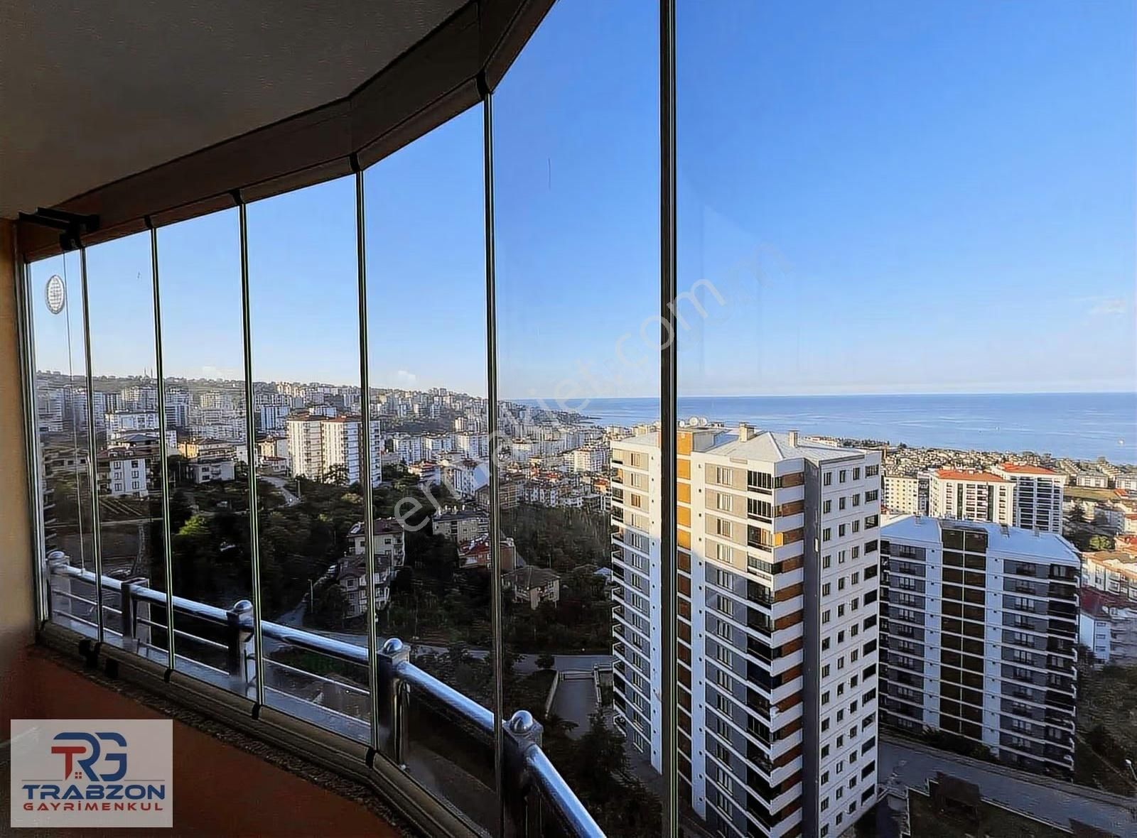 Trabzon Gayrimenkulden Satılık Deniz Manzaralı Eşyalı 3+1 Daire - Görsel 4