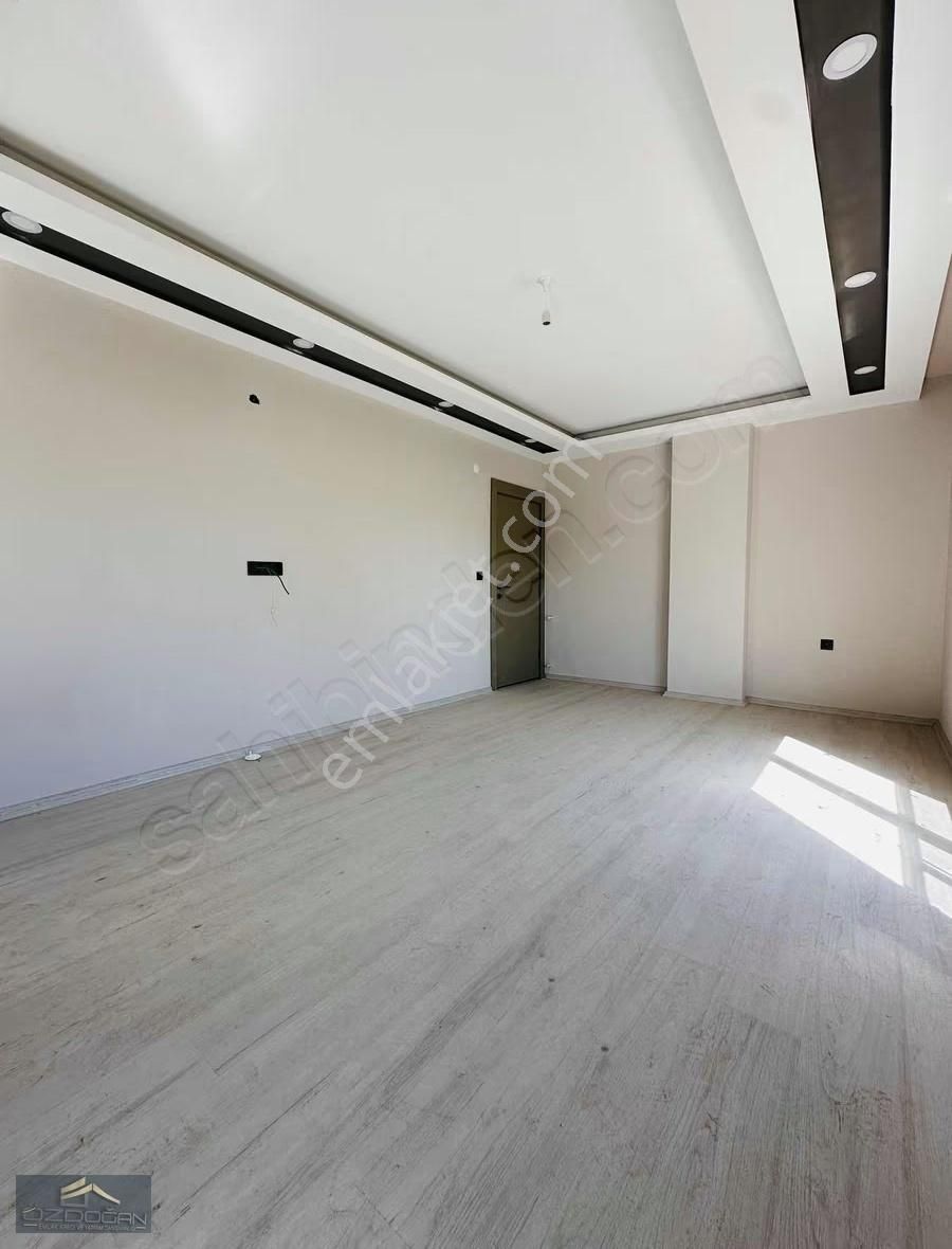 Özdoğan Emlaktan Aydoğmuş Ta 2+1 100m2 Ebeveyn Banlu Sıfır Daire - Görsel 14