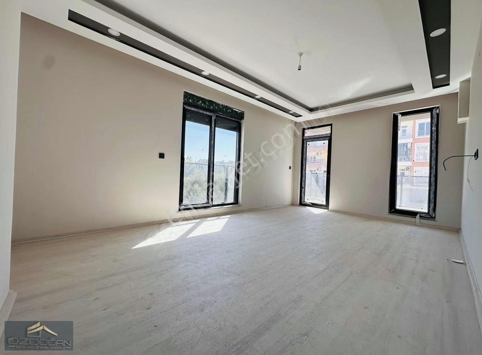 Özdoğan Emlaktan Aydoğmuş Ta 2+1 100m2 Ebeveyn Banlu Sıfır Daire