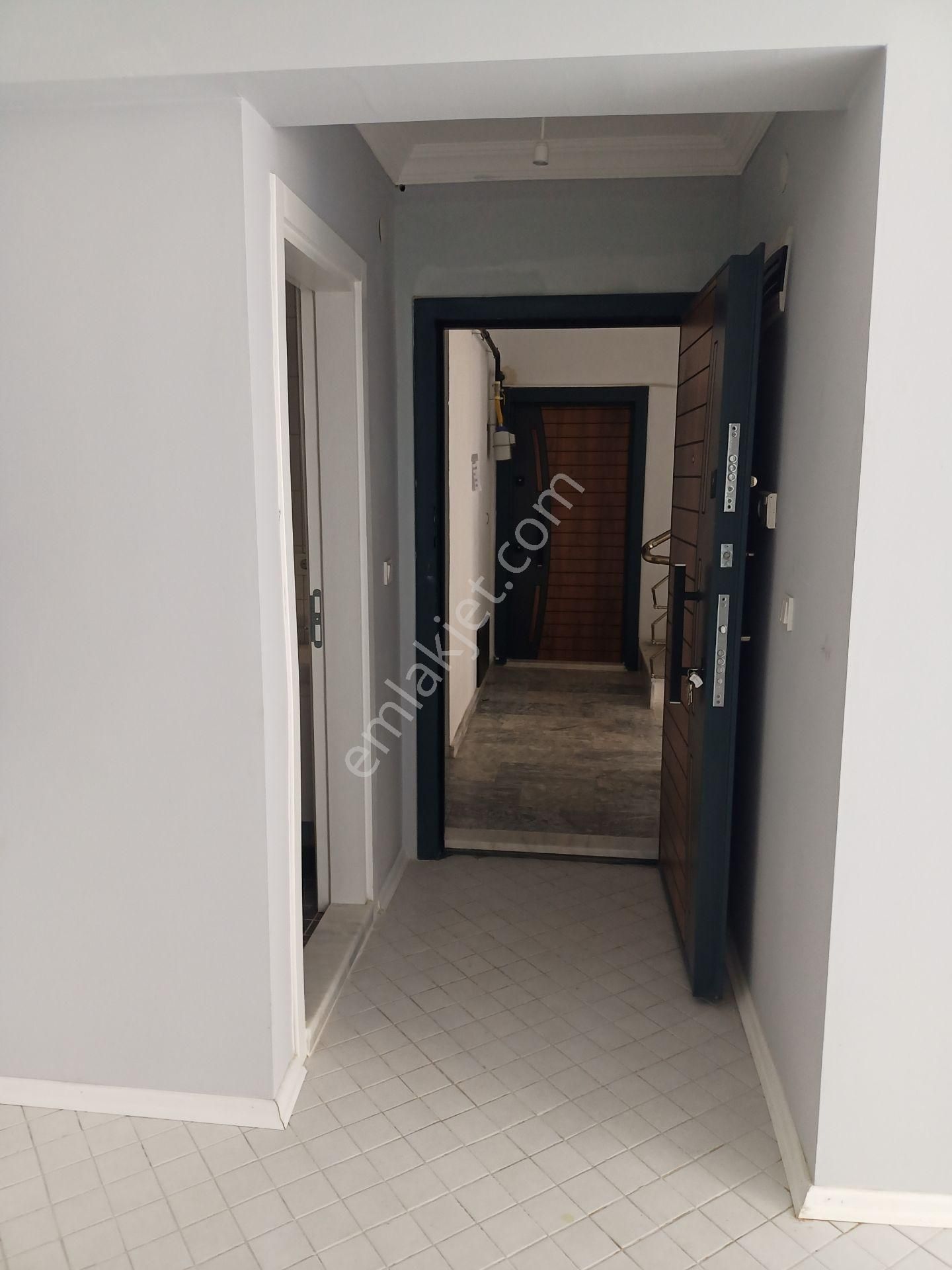 Liderden Nazilli Stadyum Üstü Kiralık Doğalgazlı 1+1 Zemin Kat Daire - Görsel 7