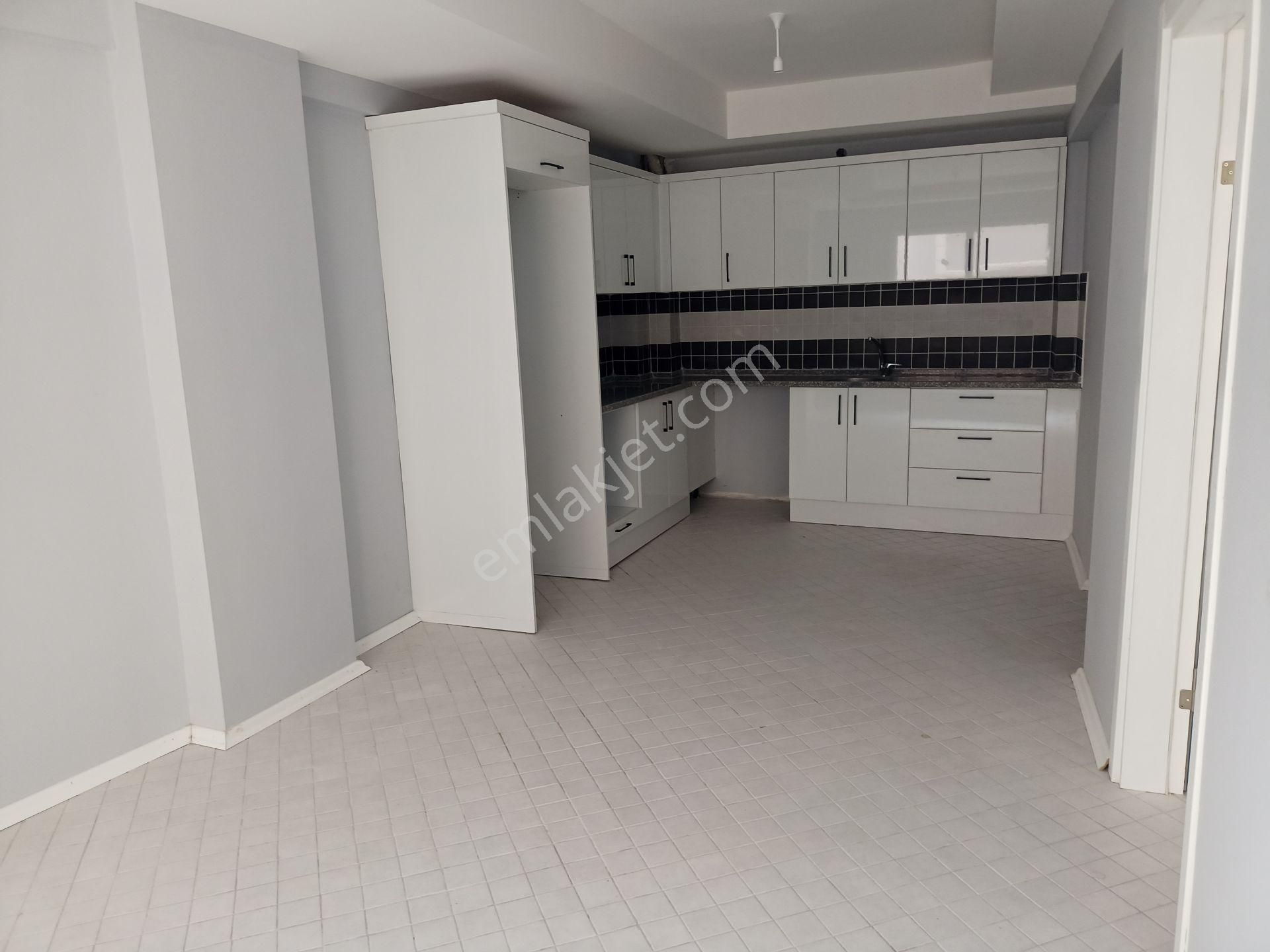 Liderden Nazilli Stadyum Üstü Kiralık Doğalgazlı 1+1 Zemin Kat Daire