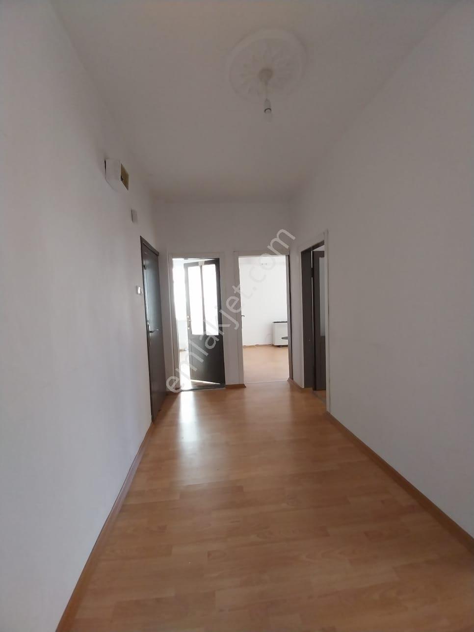 Kocaeli Gölcük Piyalepaşa Mahallesi Kiralık 110 M² 3+1 Daire - Görsel 4
