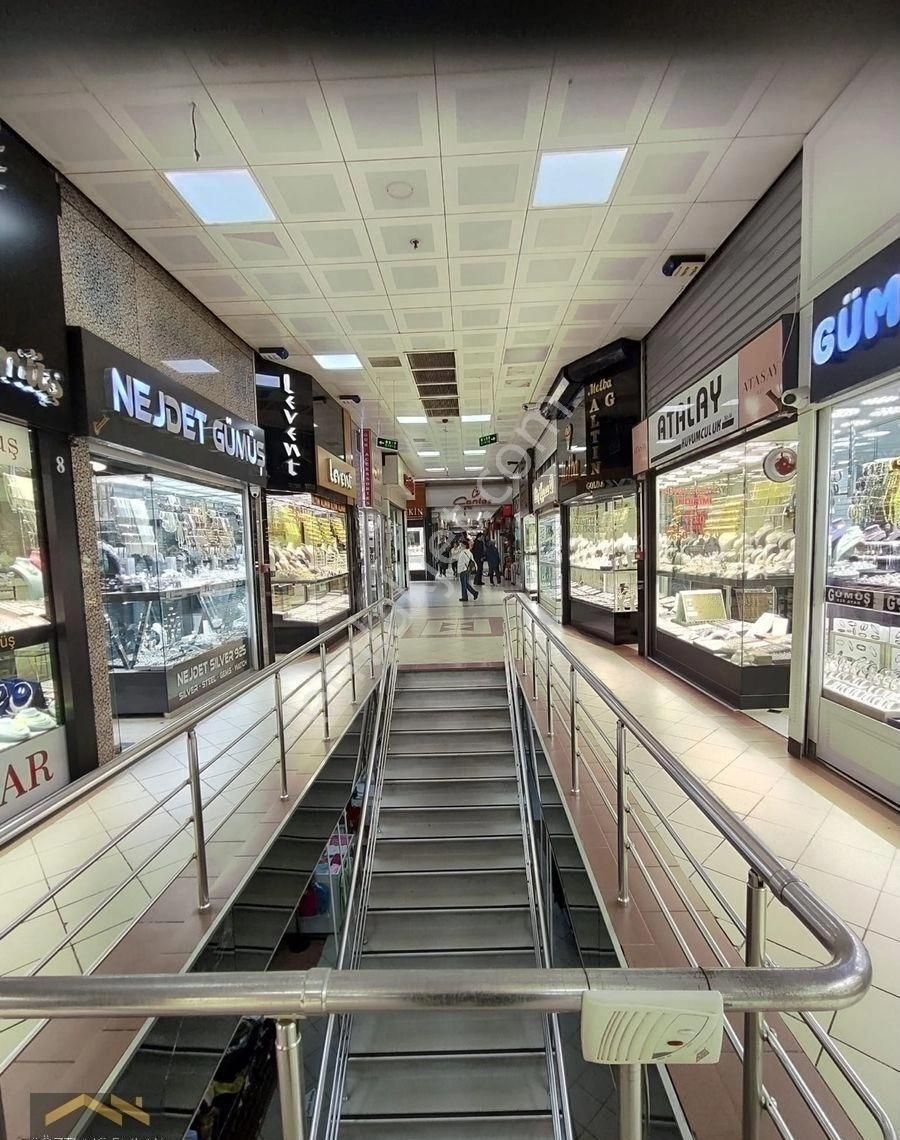 Bakırköy Kuyumcular Çarşısında 28 M2 Mağaza Gür Çarşısında - Görsel 13