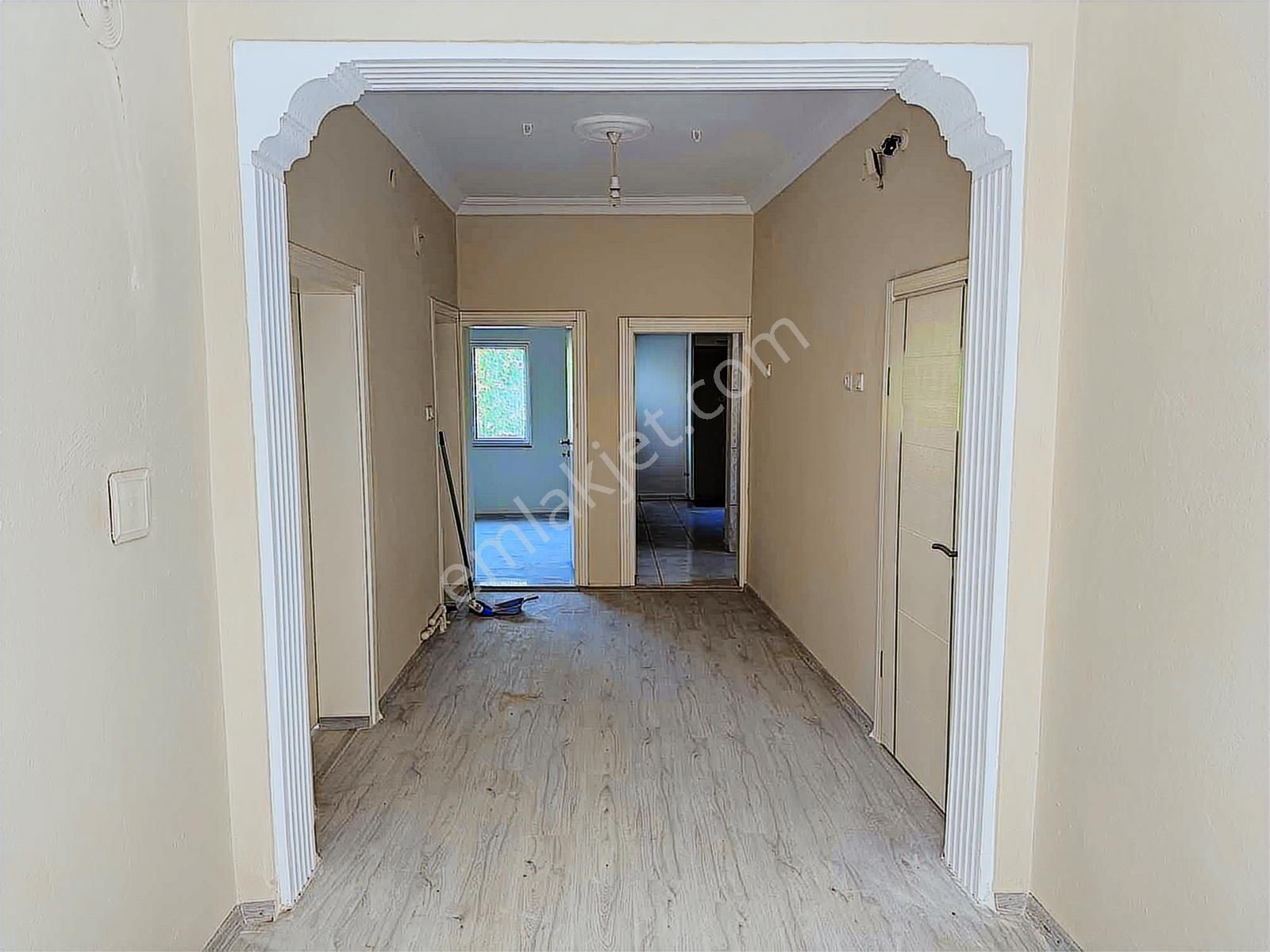 Bigadiç Kuyu Mah. İlçe Merkezinde Satılık 2 Katlı Müstakil Bina - Görsel 19