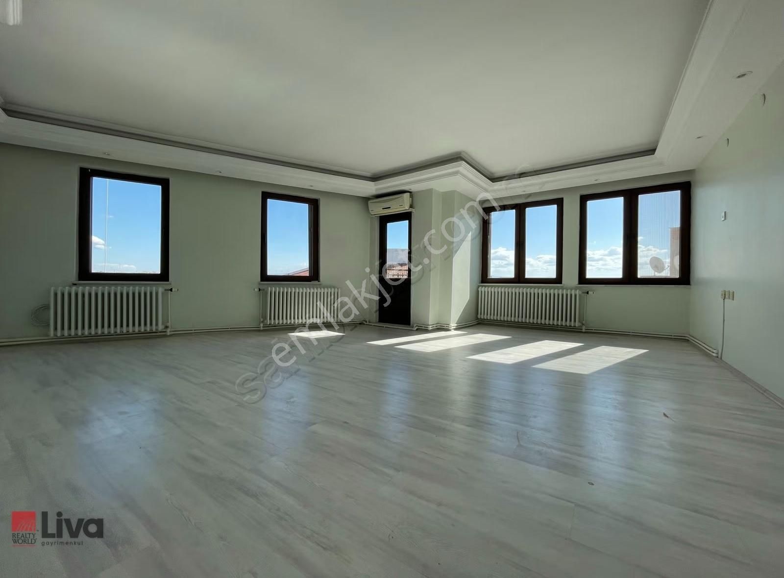 Rw Liva Dan Balıkesir Çarşıya Yakın 2+1 Kiralık Daire - Görsel 12