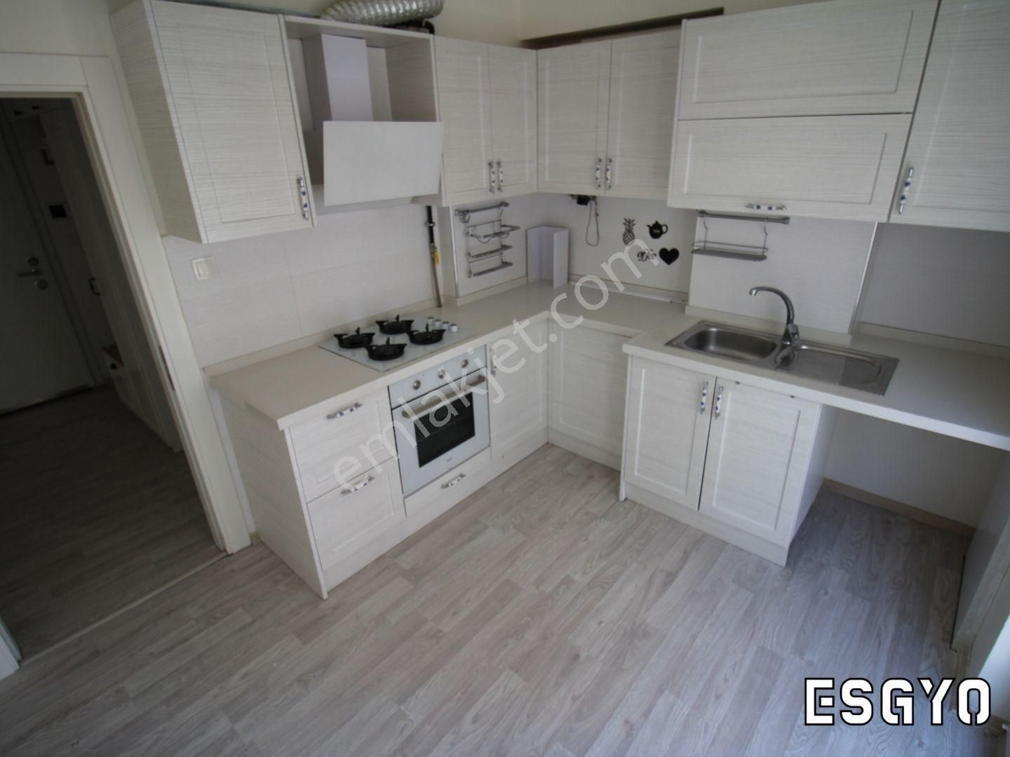 Esgyo'dan Yıldıztepe Mh Dumlupınar Cd Üzeri Arakat 2+1 Daire - Görsel 11