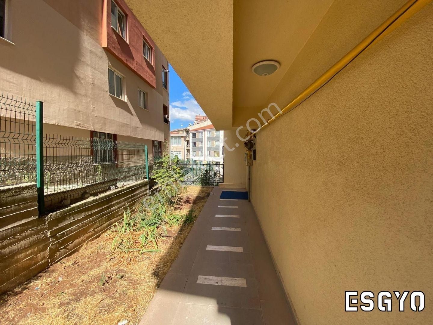 Esgyo'dan Yıldıztepe Mh Dumlupınar Cd Üzeri Arakat 2+1 Daire - Görsel 4