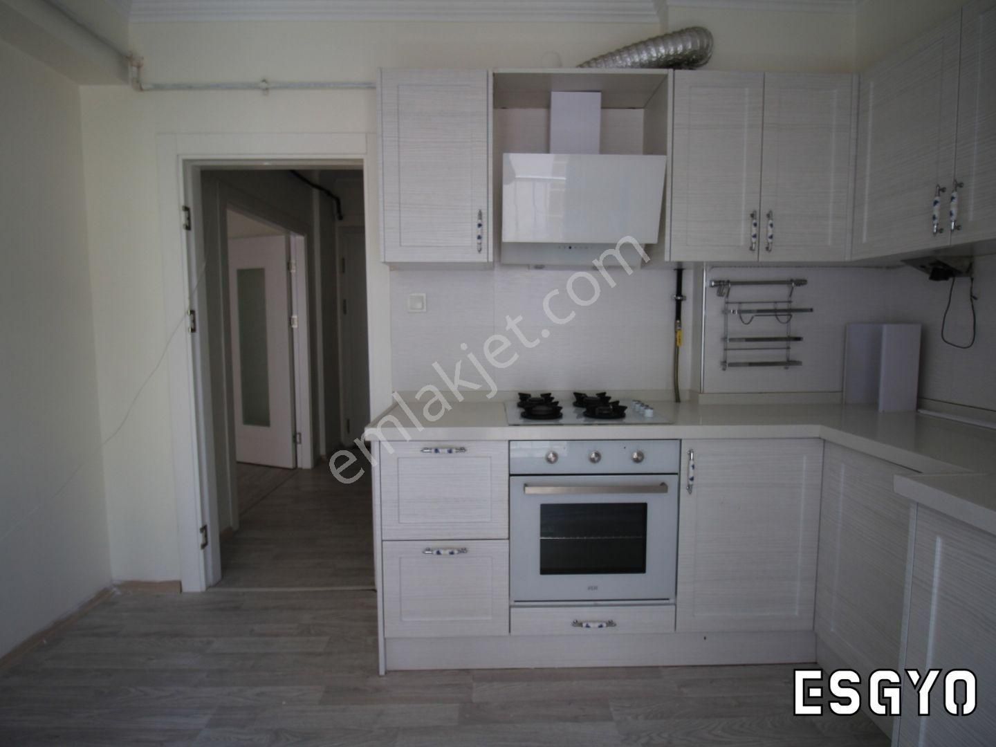 Esgyo'dan Yıldıztepe Mh Dumlupınar Cd Üzeri Arakat 2+1 Daire - Görsel 15