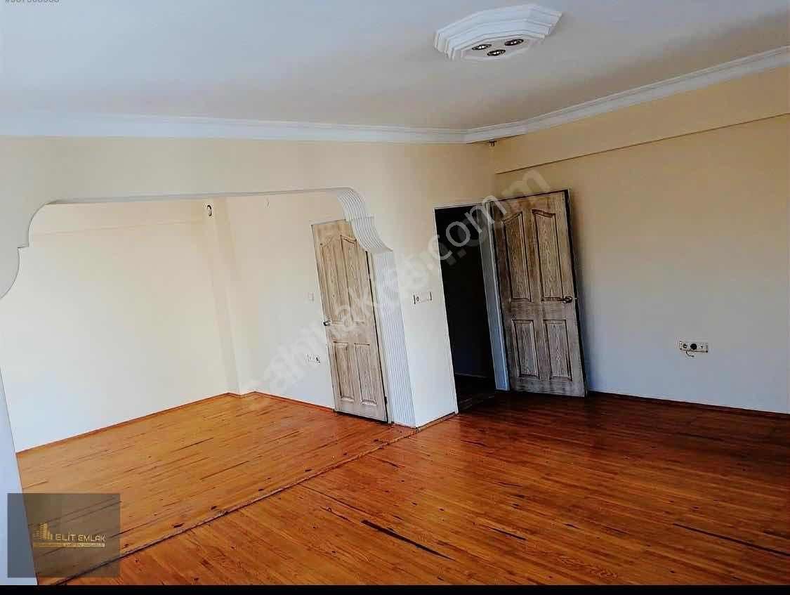 İstasyon Caddesi 3+1 Daire - Görsel 22