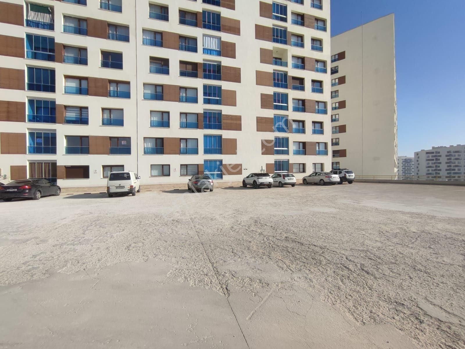 Selçuklu Doğaşehir Konutlarında Ara Kat 4+1 Satılık Boş Daire - Görsel 2