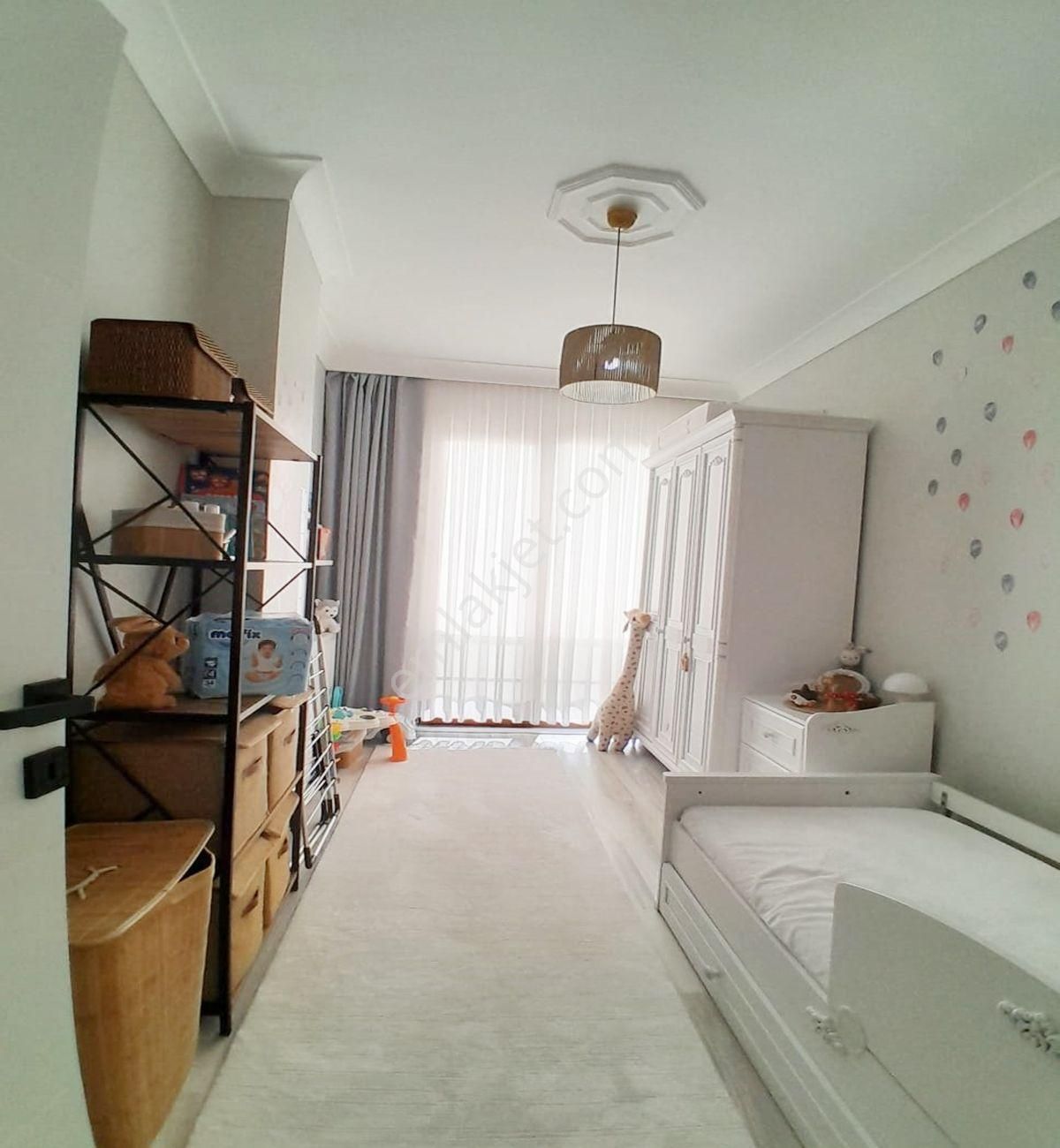 Avcılar Cihangir Konaklarında 2+1 Ara Kat Satılık - Görsel 8