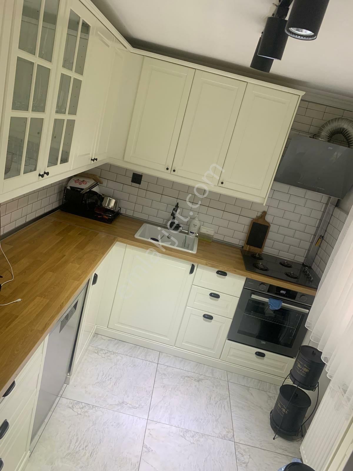 3+1 Genis 90 Metre Kare Balkonlu - Görsel 13