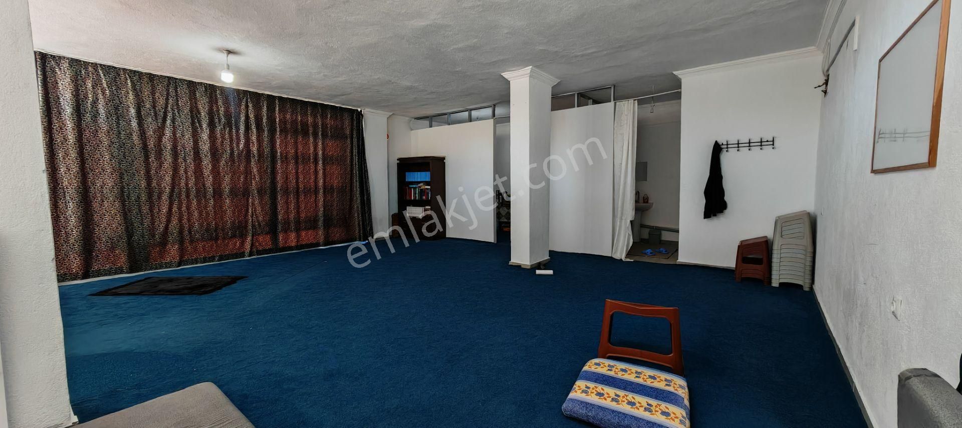 Körfez Cumhuriyet Mahallesi Komple Satılık Bina - Görsel 6