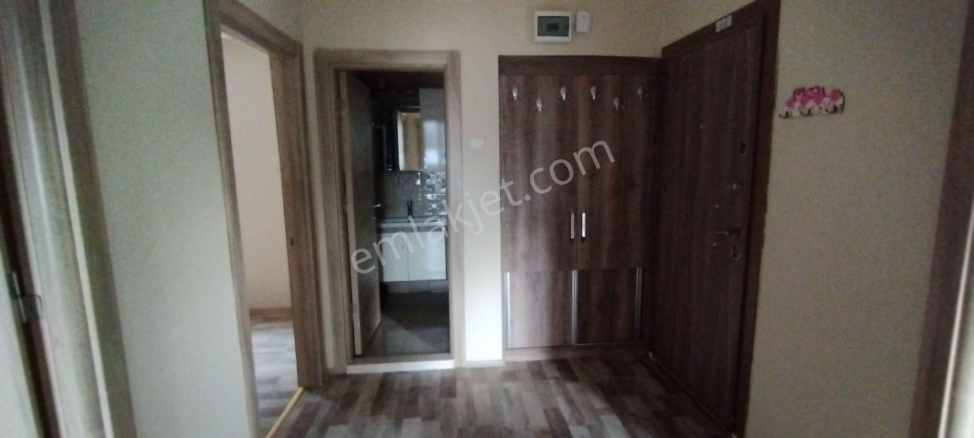 Sakarya Zümrüt Emlak'tan Adapazarı Şeker Mahallesi Pazar Yanında 2+1, Kiralık Daire - Görsel 17