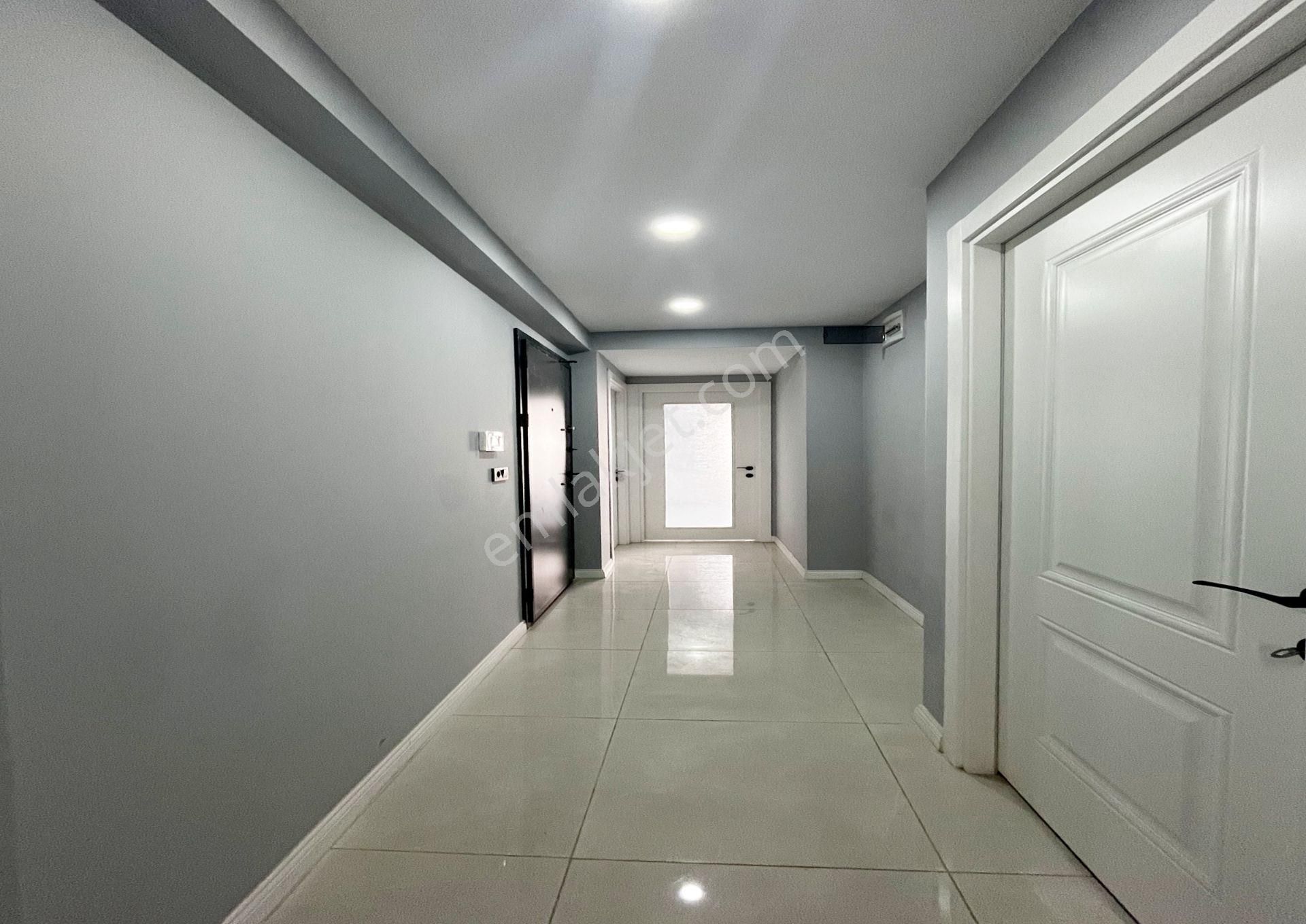 Metrobüse 8 Dk Merkezi Konum Sıfır Ful Dekorlu Geniş 2+1 Satılık - Görsel 13