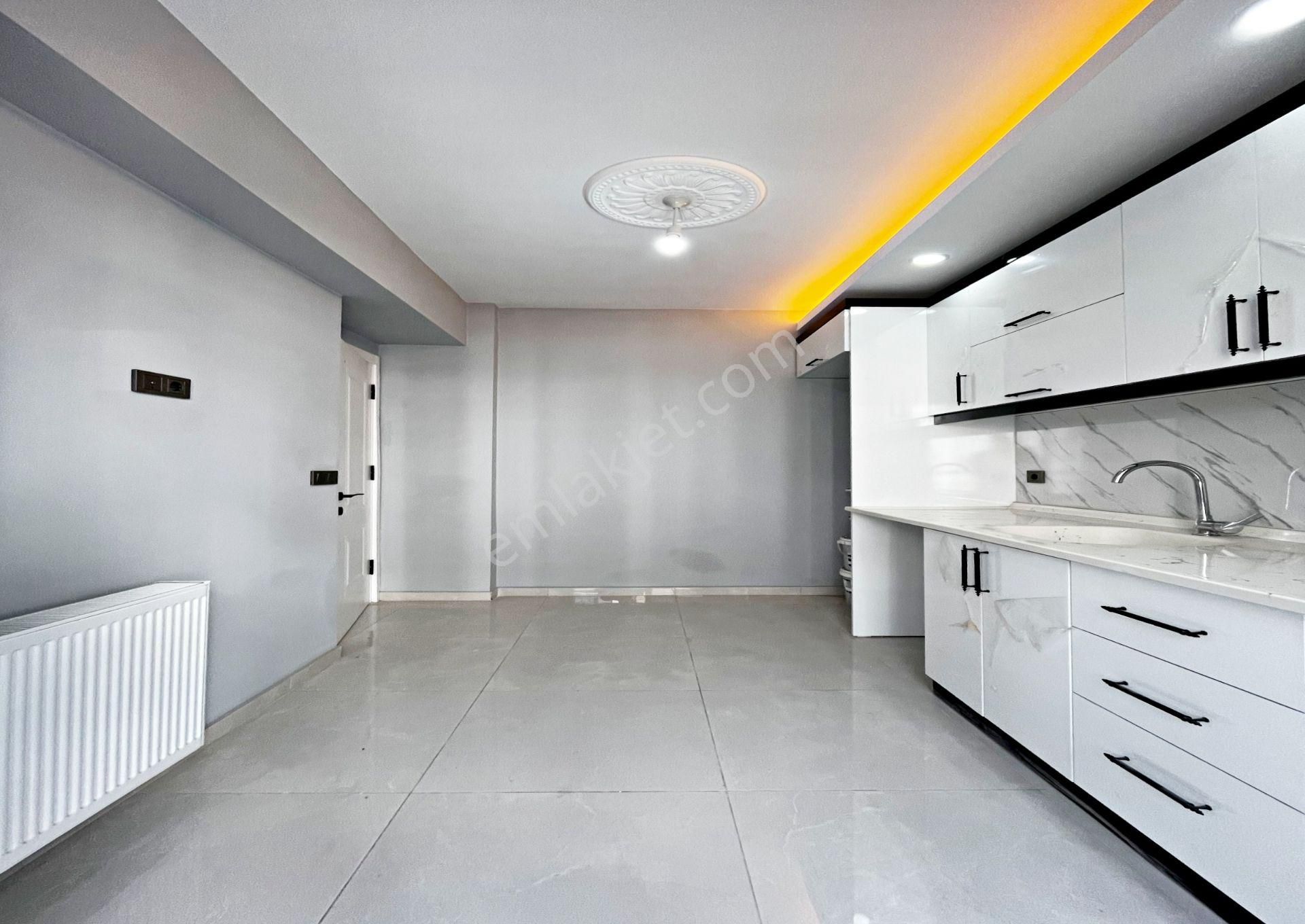 Metrobüse 8 Dk Merkezi Konum Sıfır Ful Dekorlu Geniş 2+1 Satılık - Görsel 12