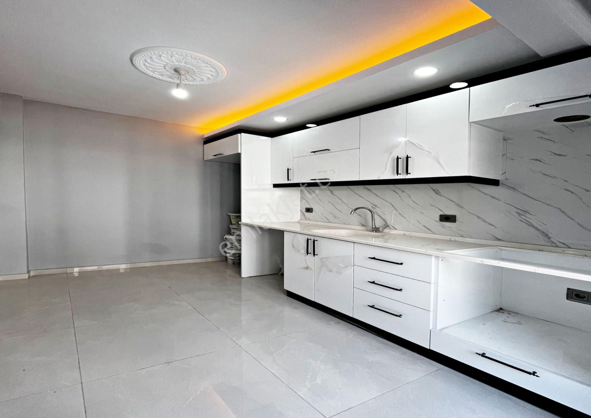 Metrobüse 8 Dk Merkezi Konum Sıfır Ful Dekorlu Geniş 2+1 Satılık - Görsel 8