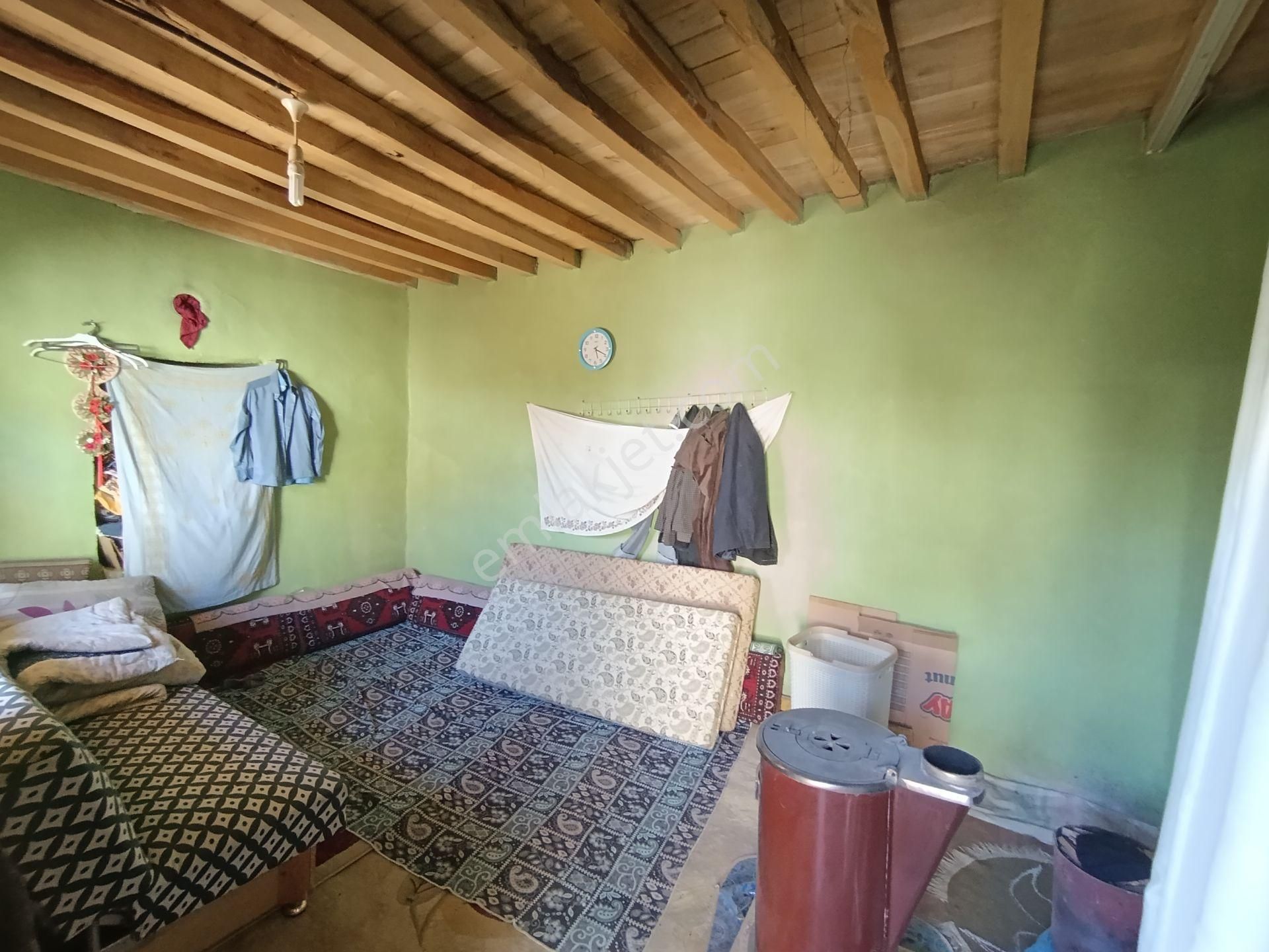 Hatunsaray Da Acil Satılık Müstakil Ev - Görsel 9