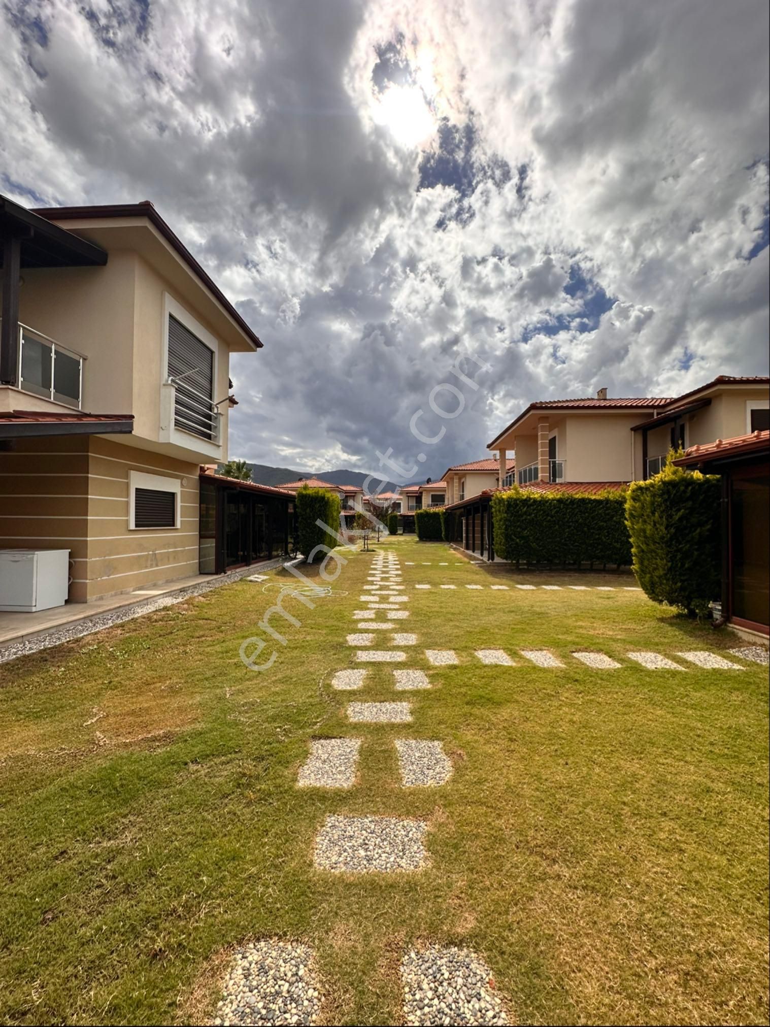 Kuşadası Davutlar Sevgi Plajın Da Fırsat Yazlık - Görsel 13