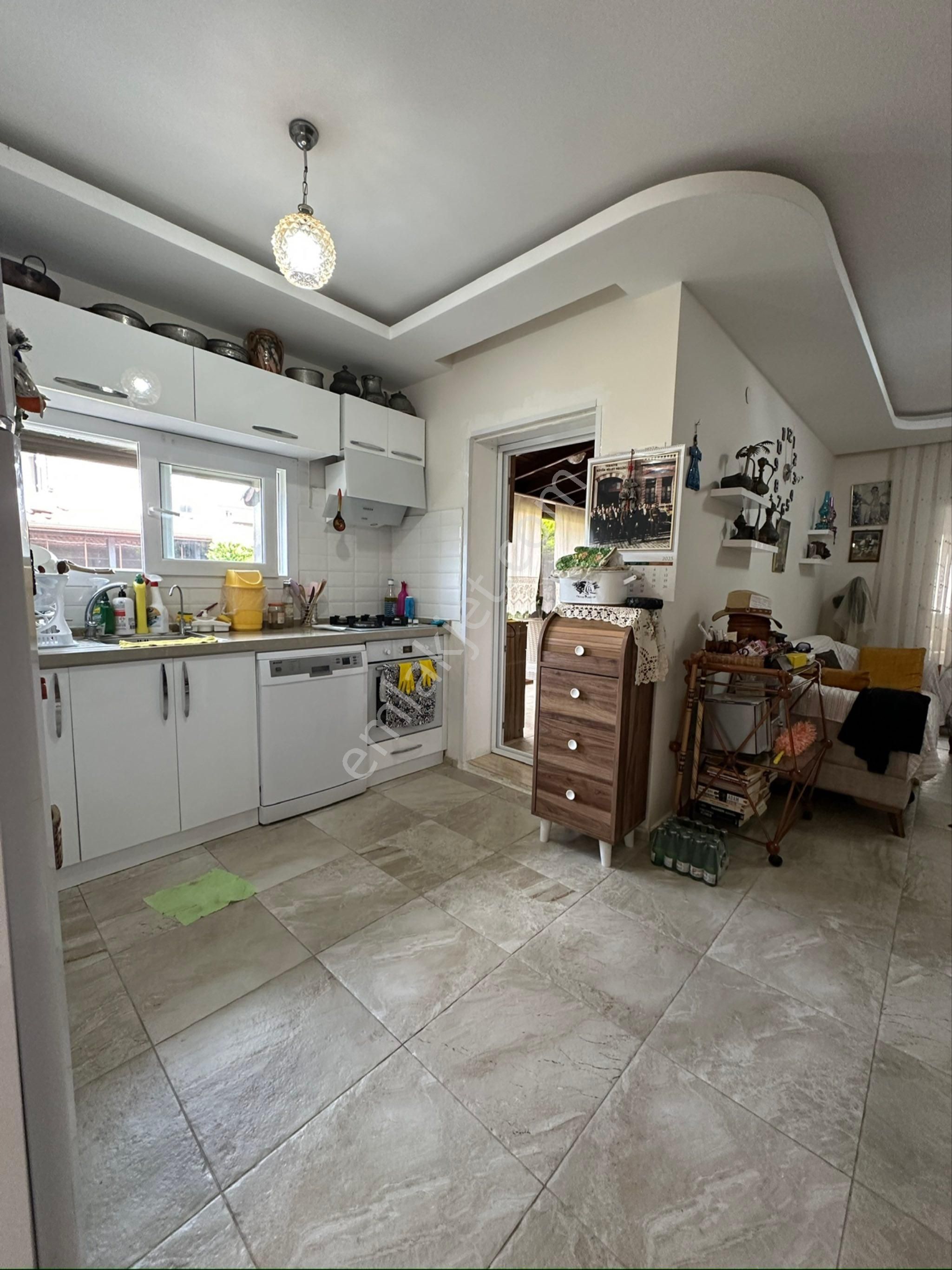 Kuşadası Davutlar Sevgi Plajın Da Fırsat Yazlık - Görsel 17