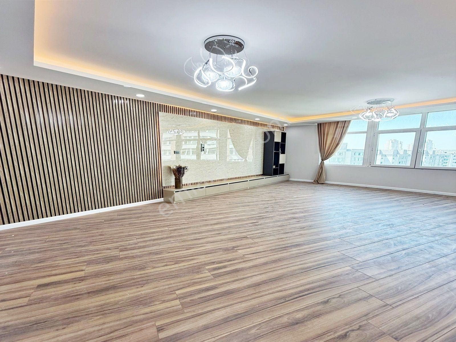 Metrobüse Yakın Güvenlikli Havuzlu Site İçi 1+1 Satılık Daire !! - Görsel 13