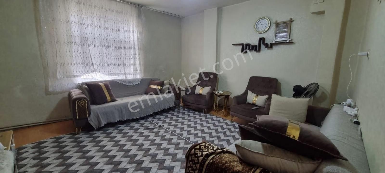 Mehmet Akif Mahallesi 3 Kat 14 Metre Hisseli 2+1 Satılık - Görsel 2