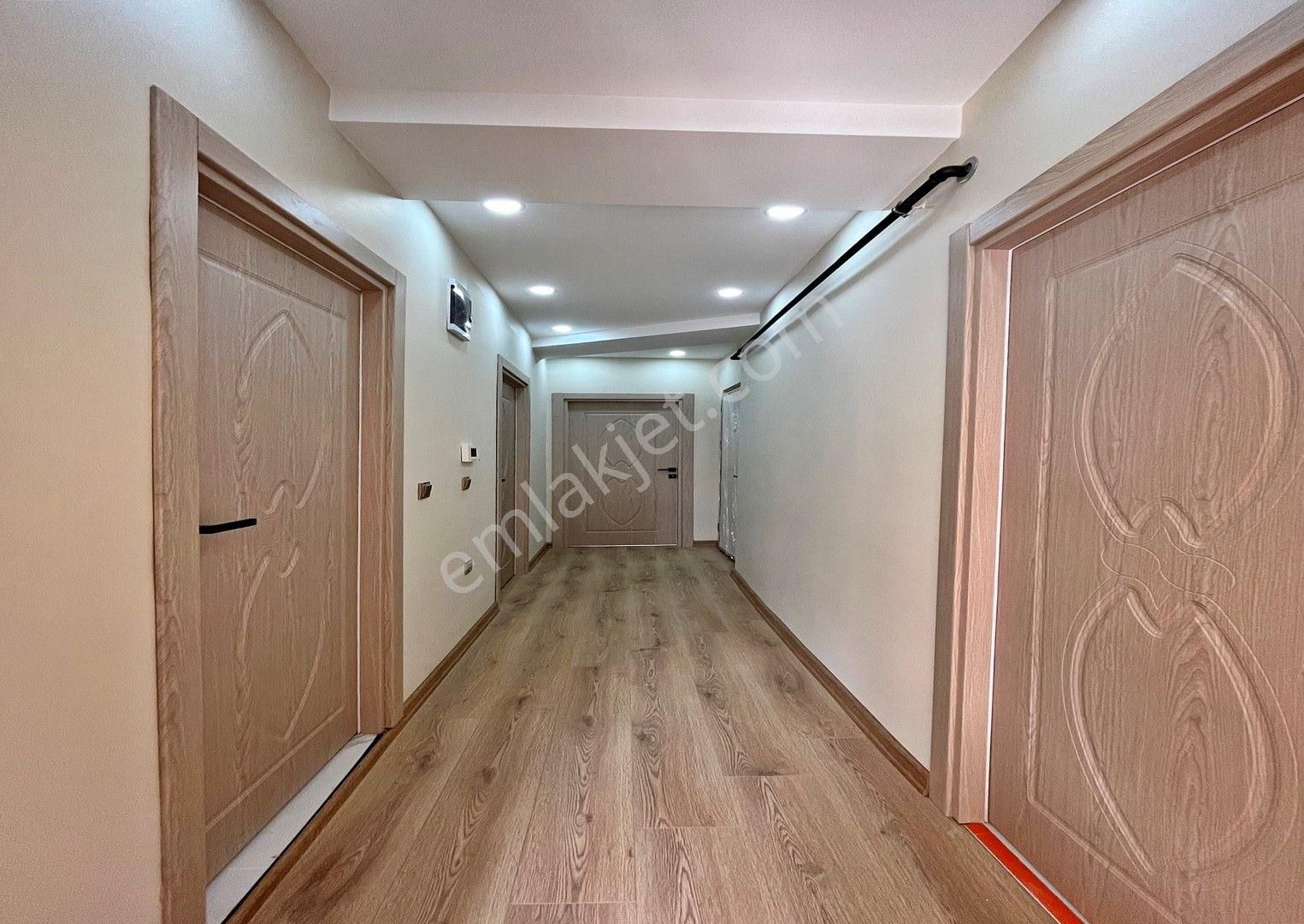 Özel İndirimli Fiyat Metrobüse Yakın Geniş M2 2+1 Satılık Sıfır - Görsel 4