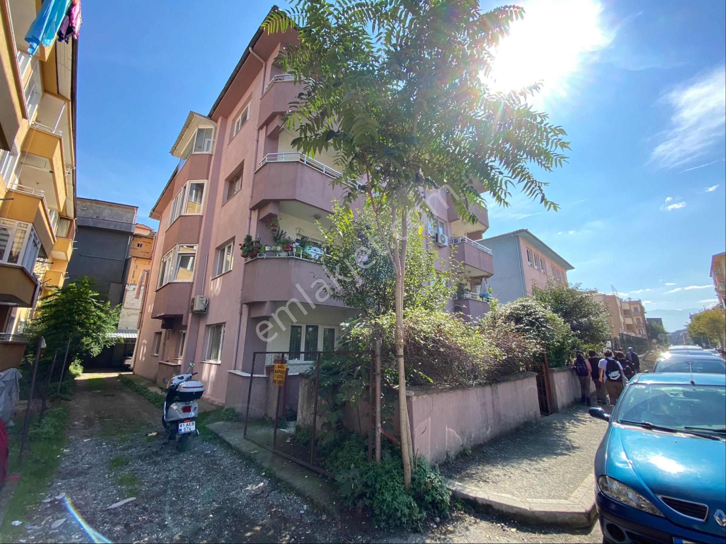 Akmanoğlu Emlak'tan Şerefiye Mah Satılık 140 M2 3+1 Daire - Görsel 3