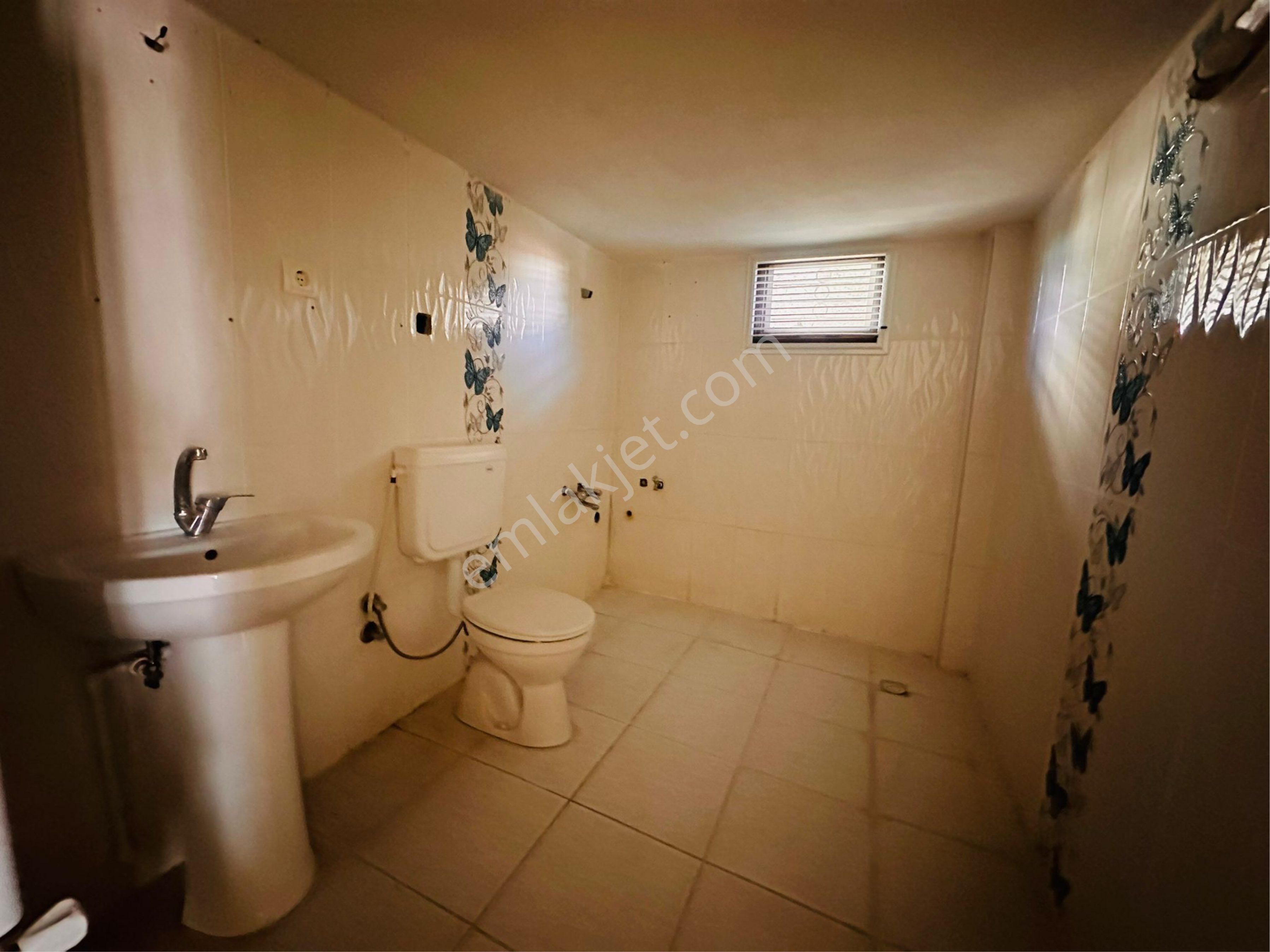 Güzelyalı Ruh Saglık Hastanesi Arkasında Kiralık 3+1 - Görsel 13