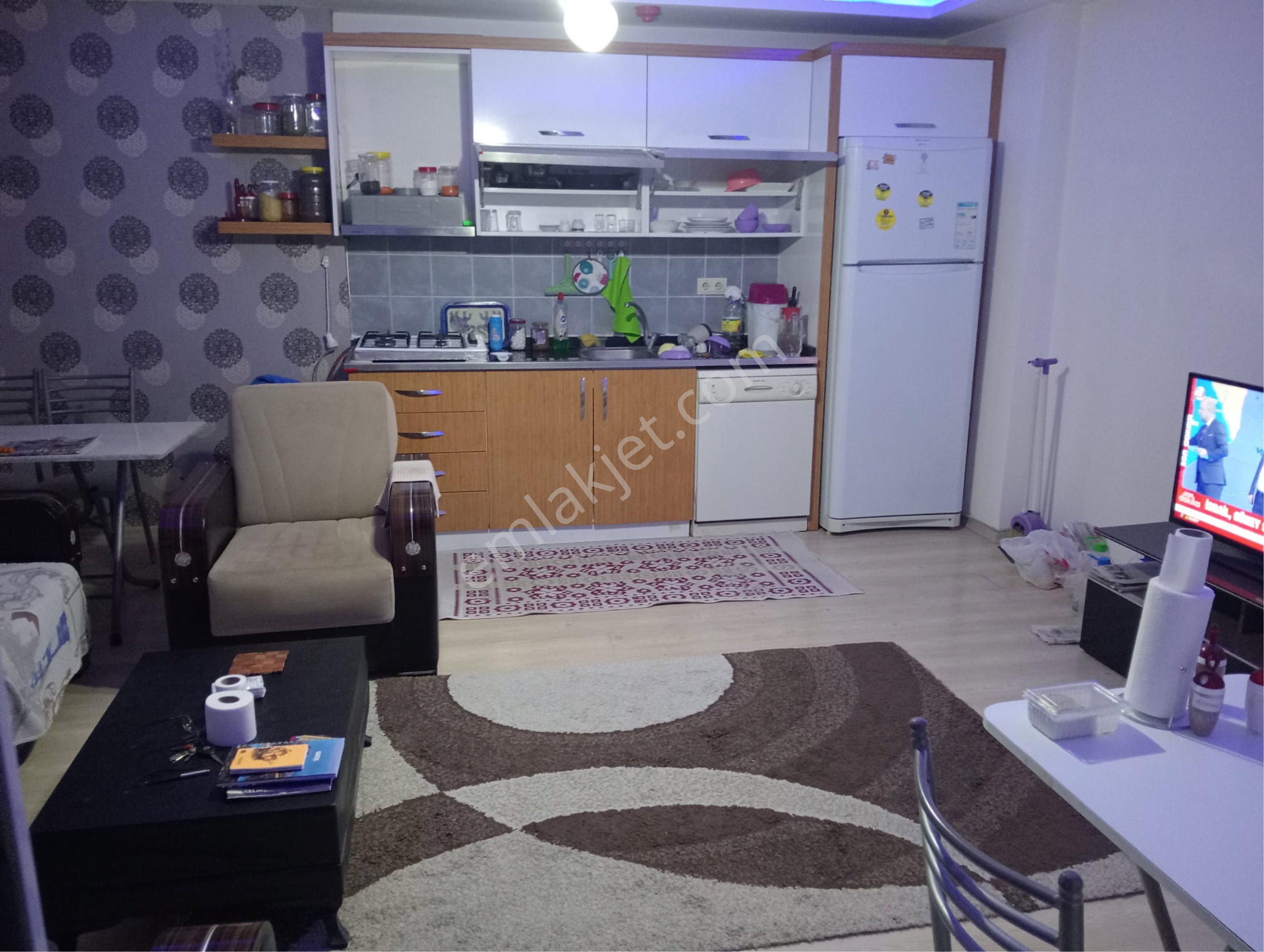 Elvanlı Gayrimenkulden Satılık Geniş Ferah 2+1 Daire - Görsel 6